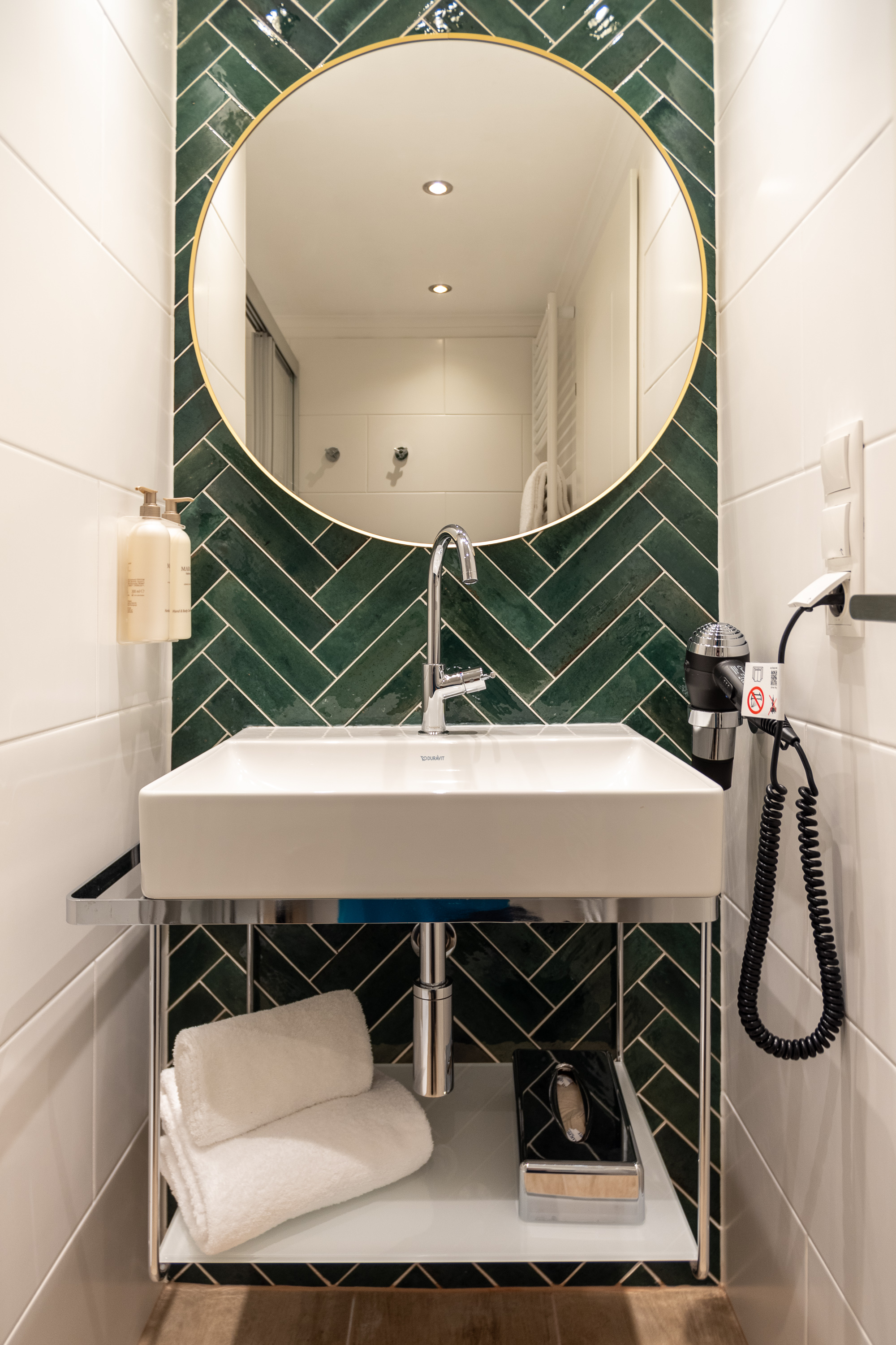 Studio One Bedroom with Kitchenette