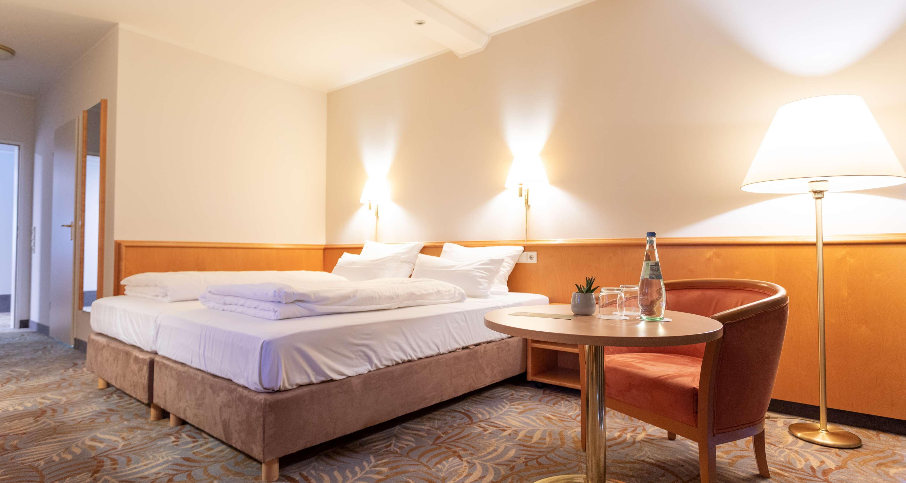 Double or Twin Standard