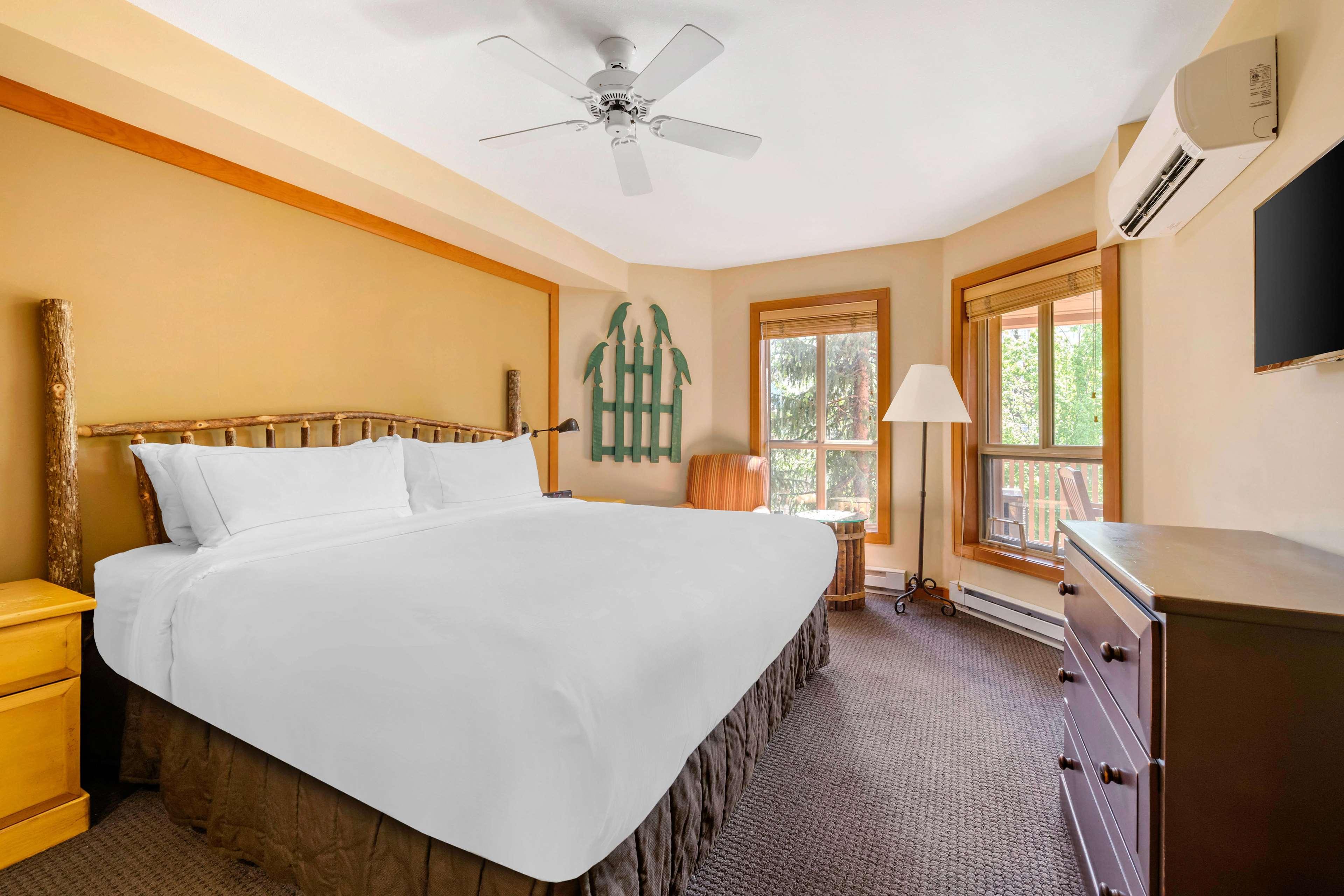 Suite Premier King Bed