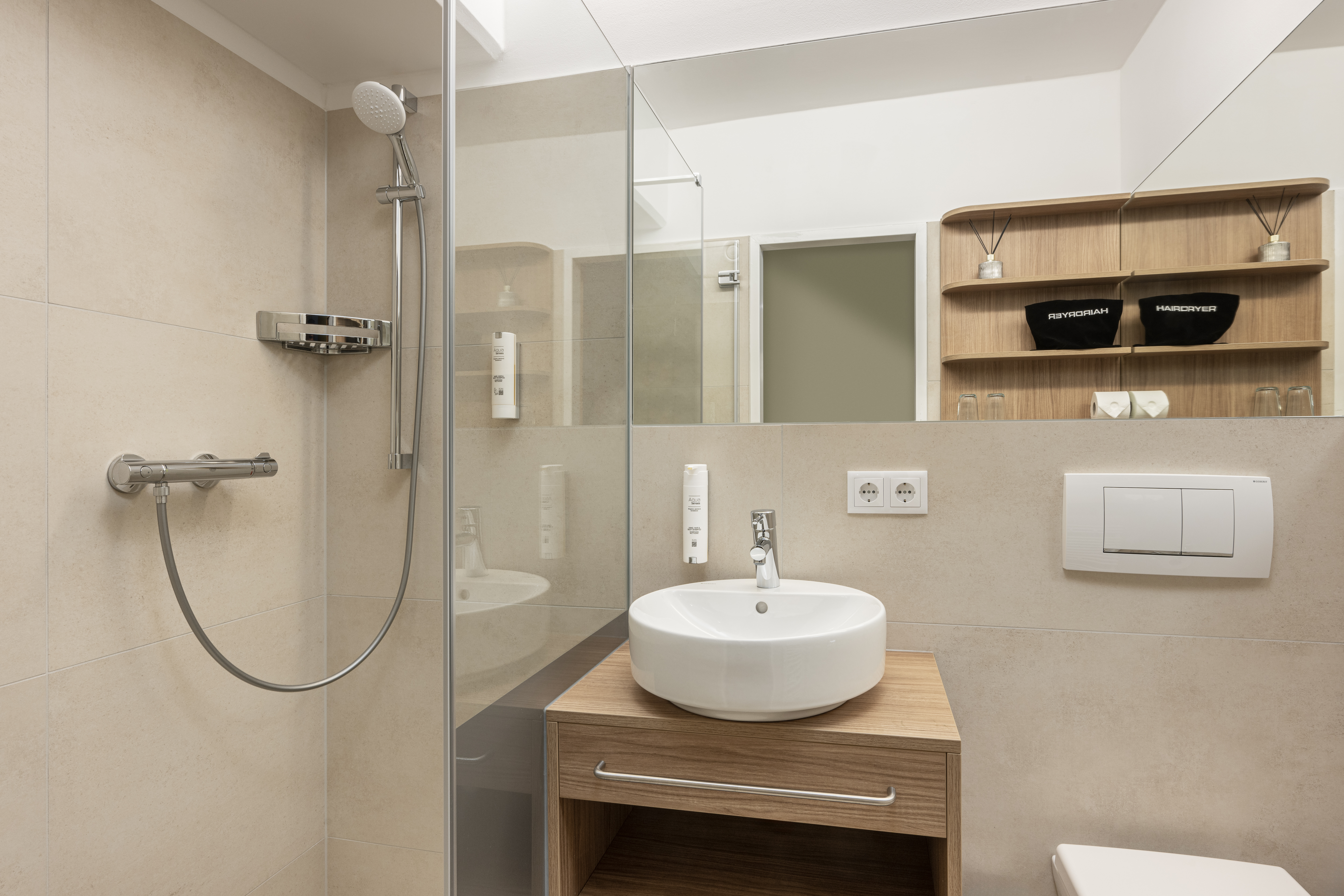 Double One Bedroom One Bathroom