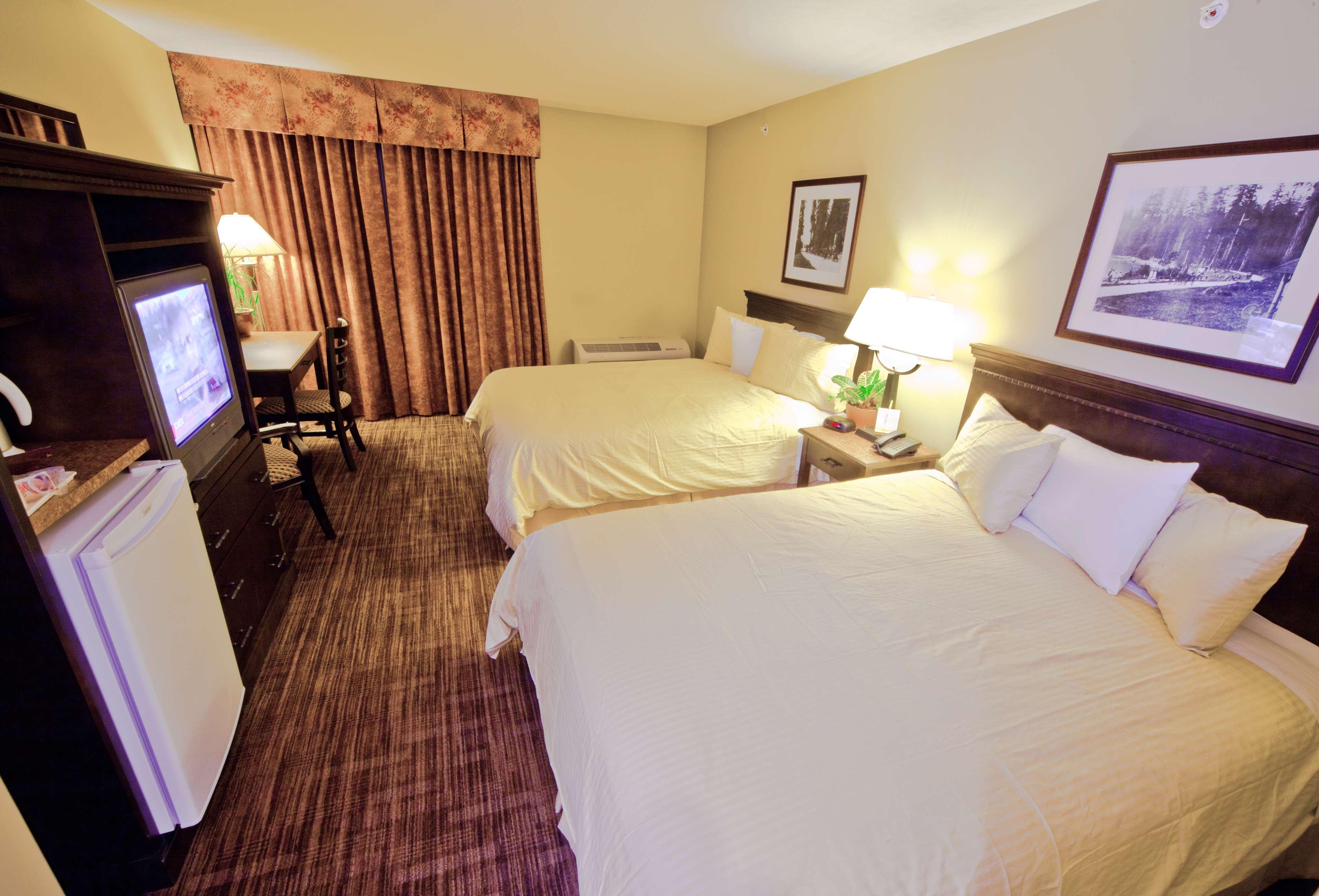 Quadruple Two Queen Beds Non Smoking