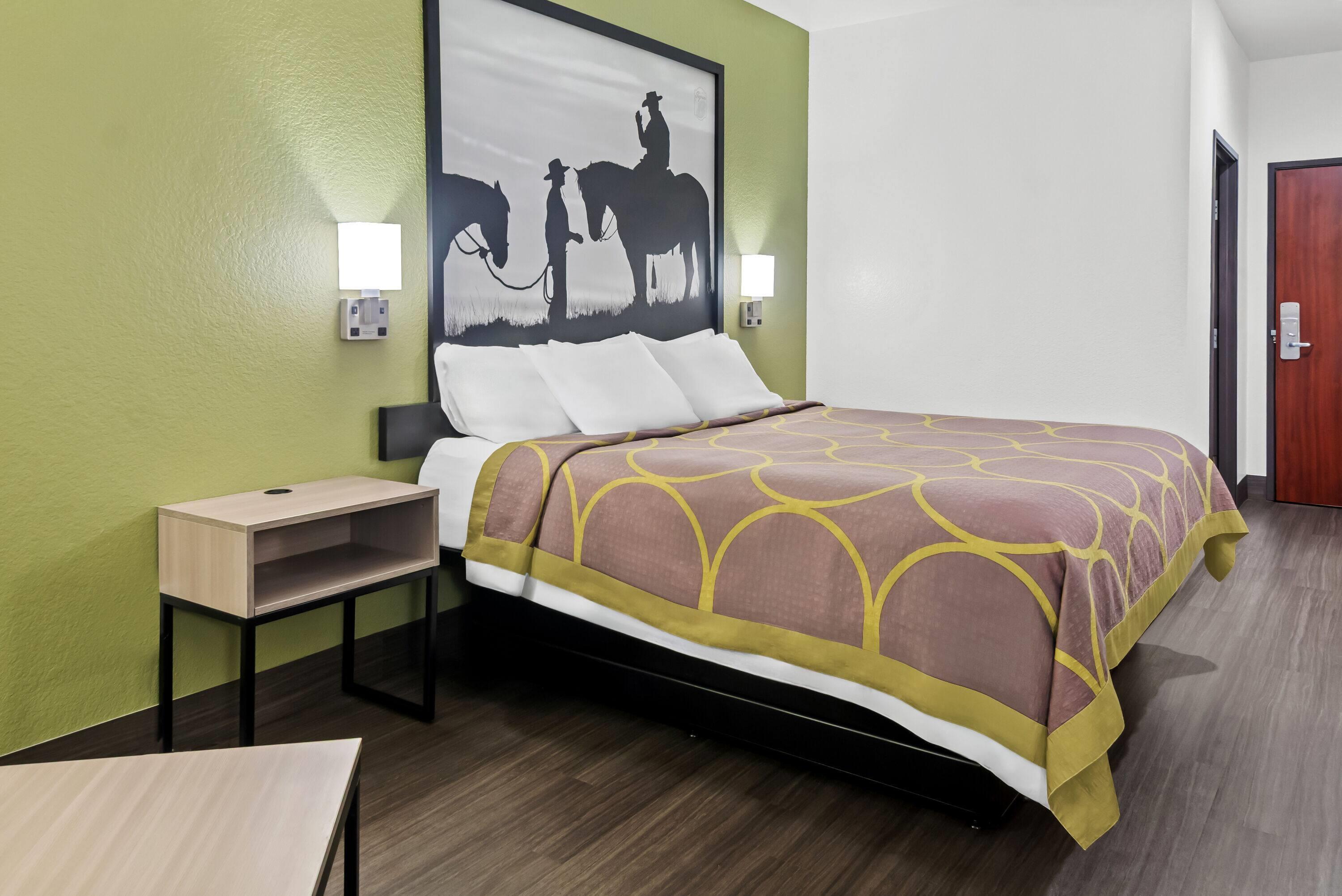 Room King Bed Non Smoking