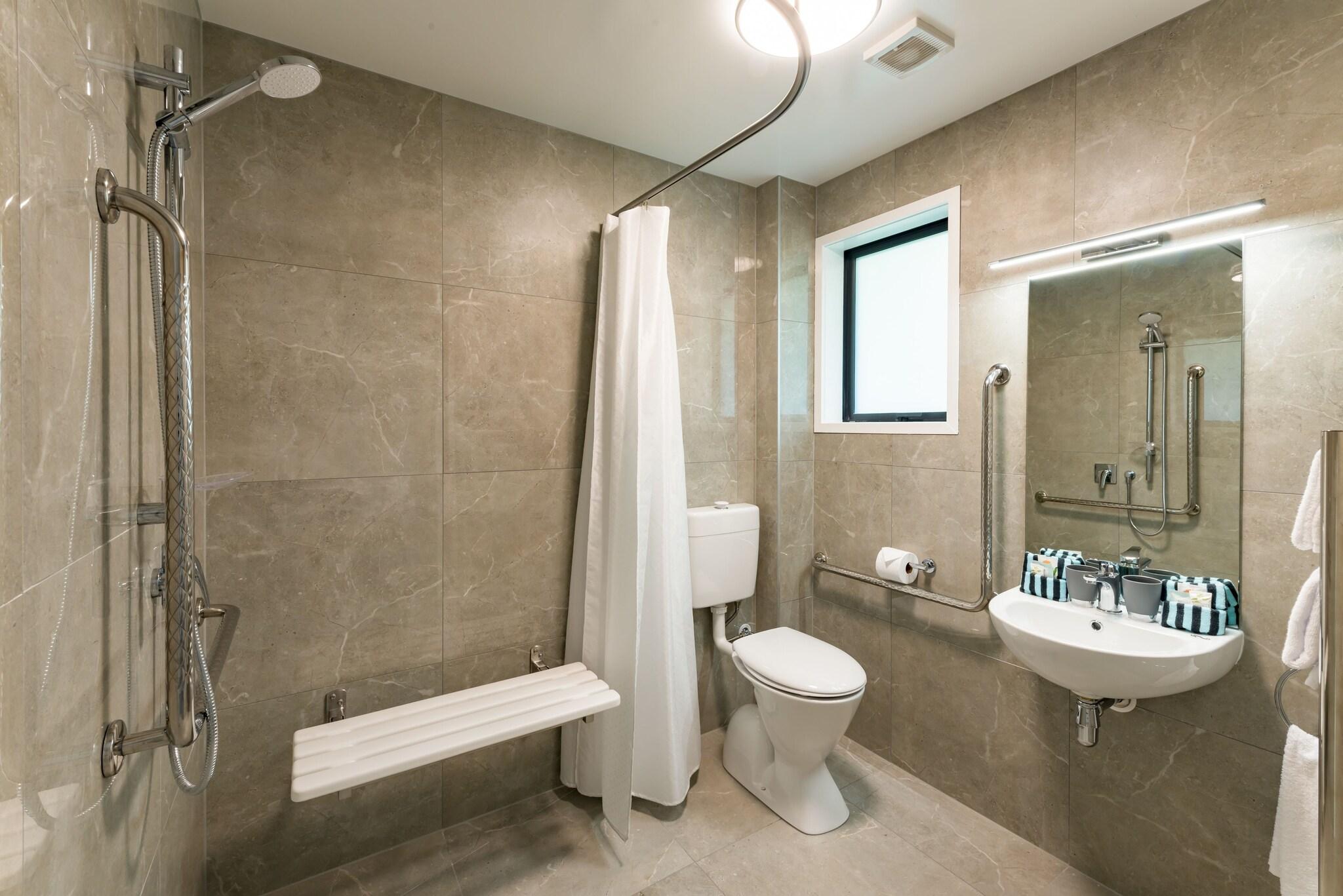 Studio Accessible Superior