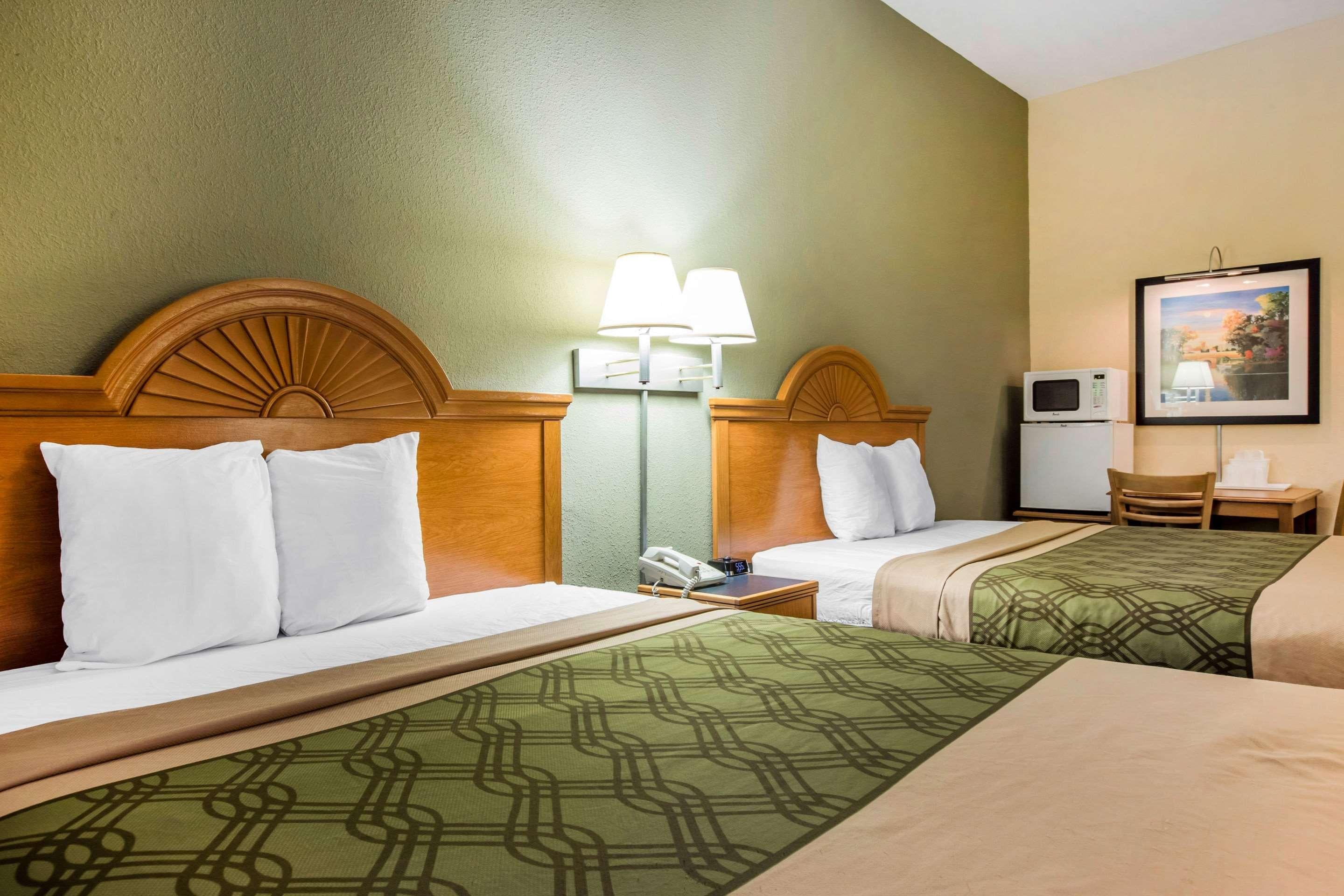 Quadruple Two Queen Beds