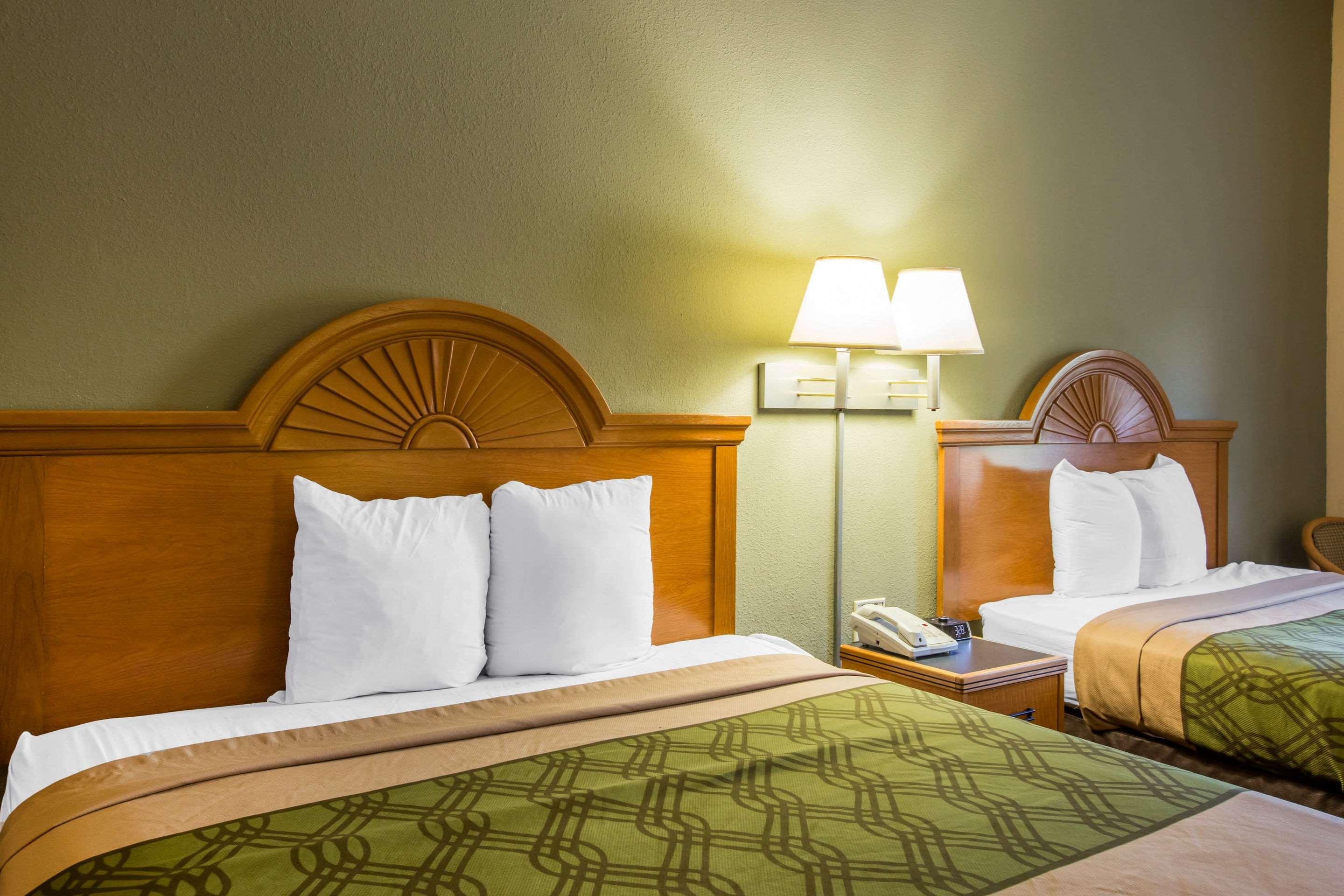 Quadruple Two Queen Beds