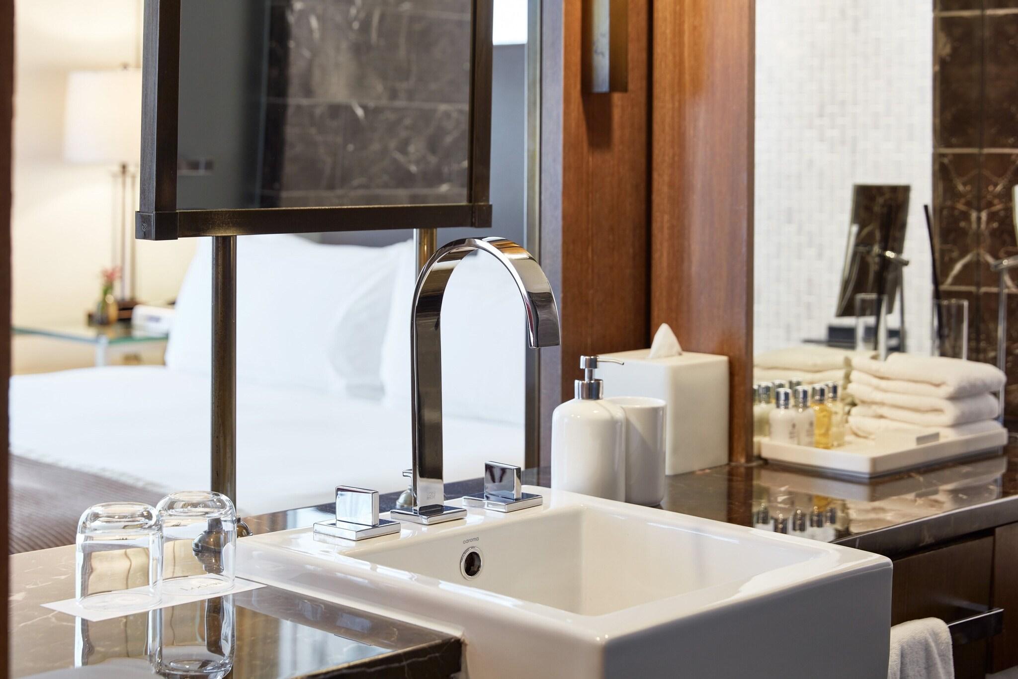 Double King Size Bed