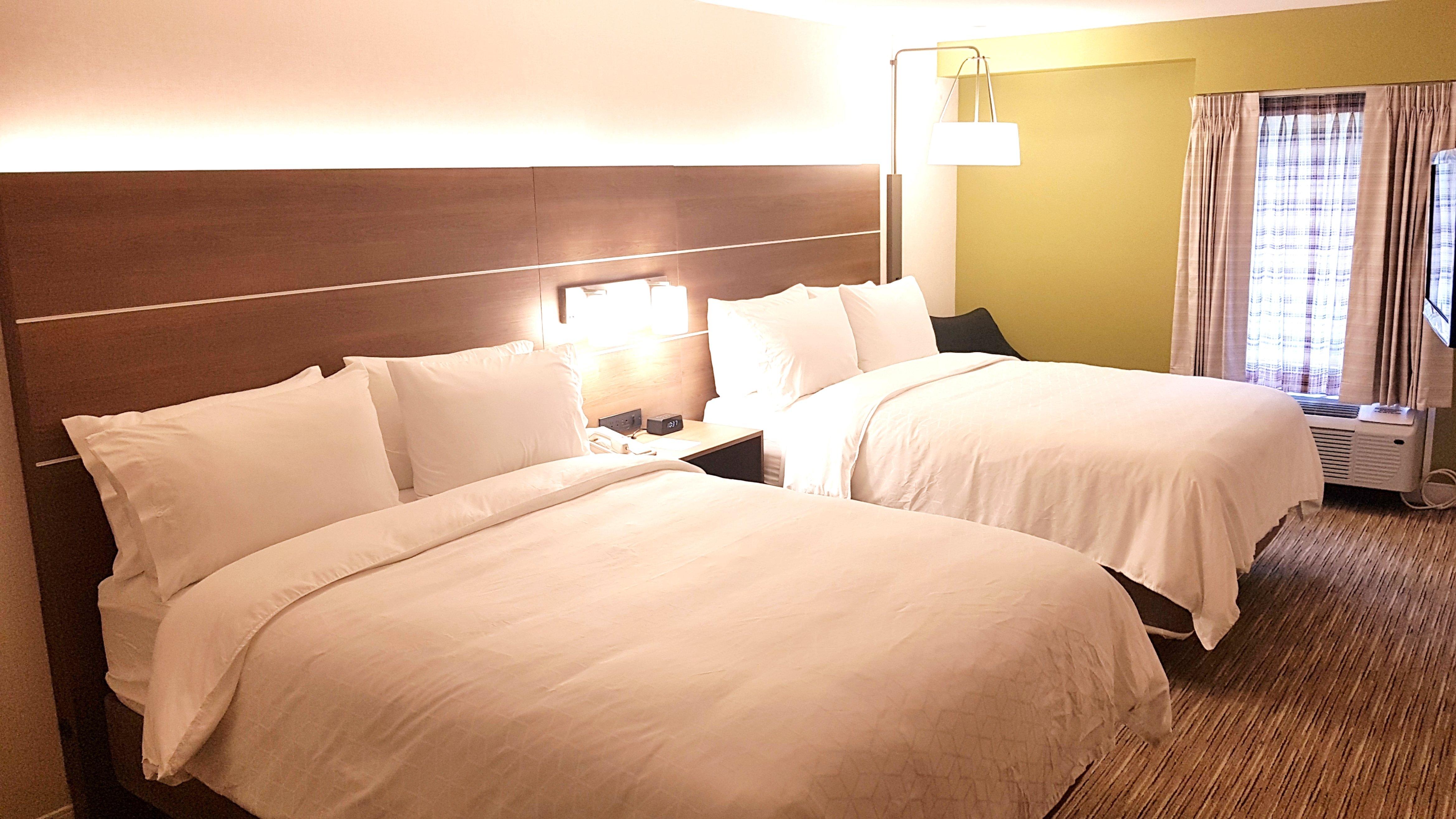 Suite Two Queen Beds One Bedroom