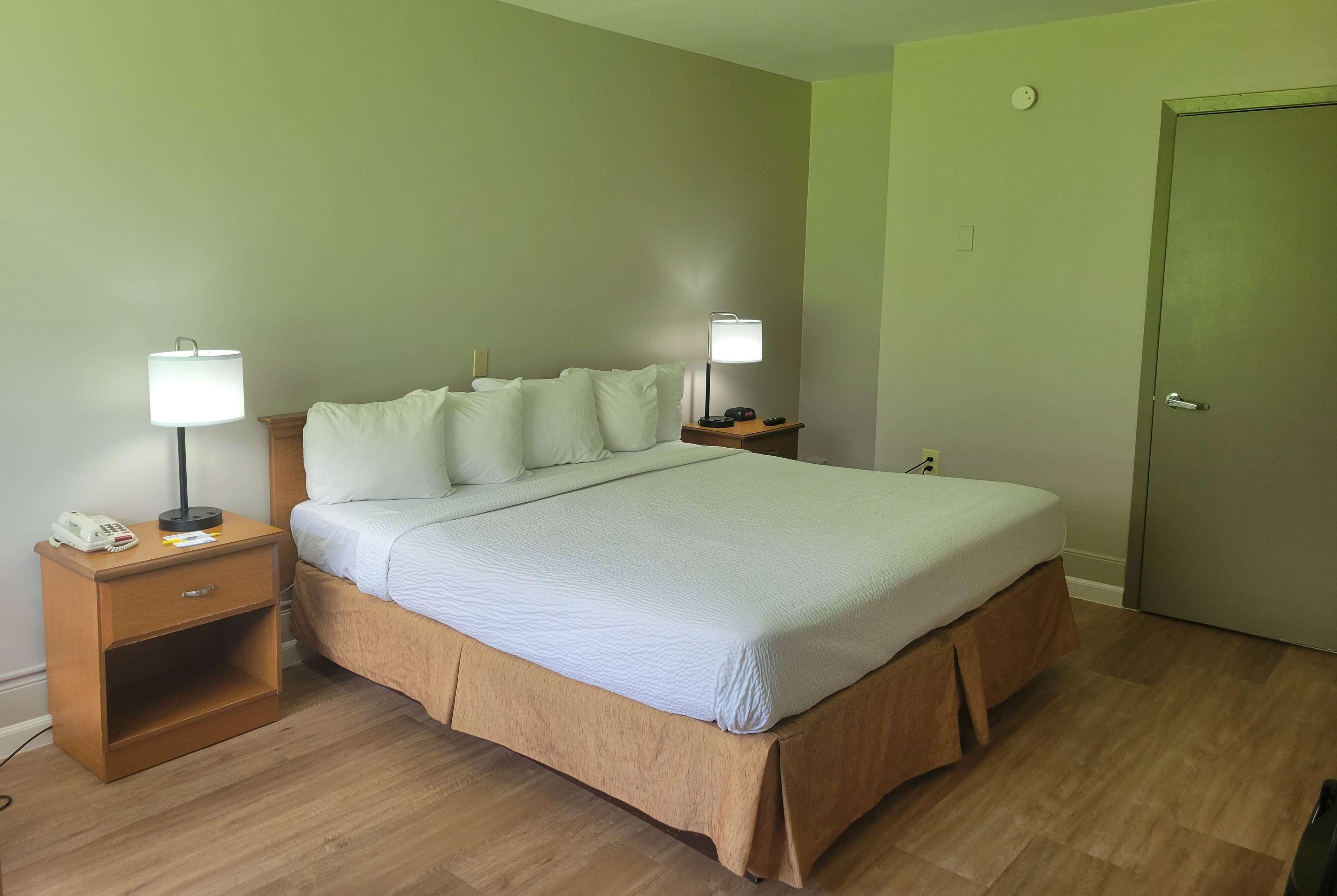 Triple King Size Bed