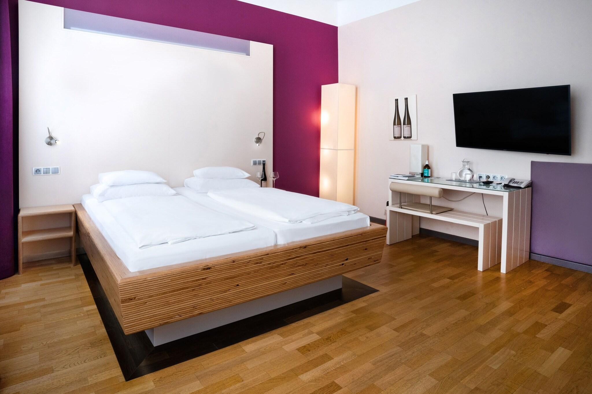 Family Room King Size Bed