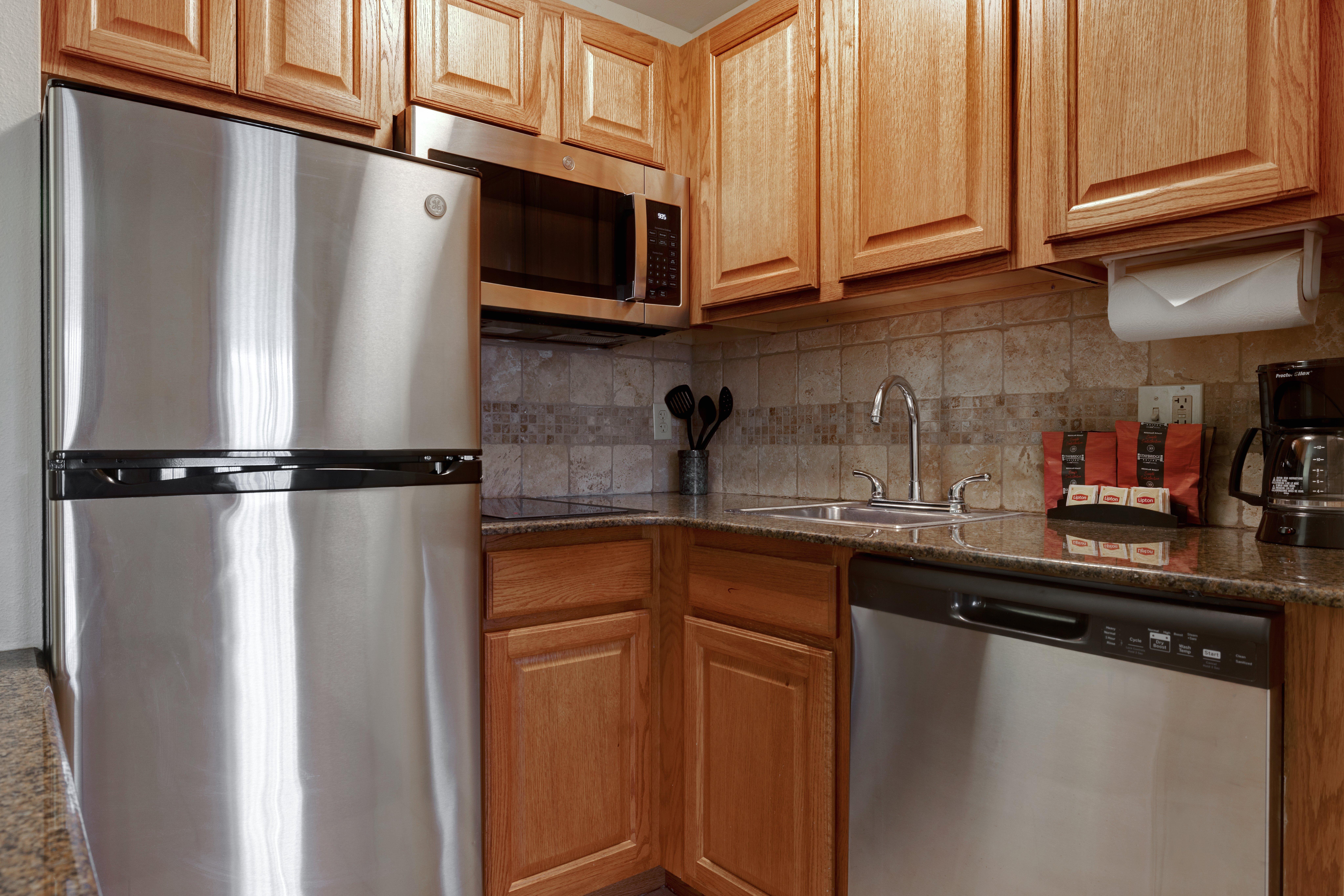 Suite Two Queen Beds One Bedroom