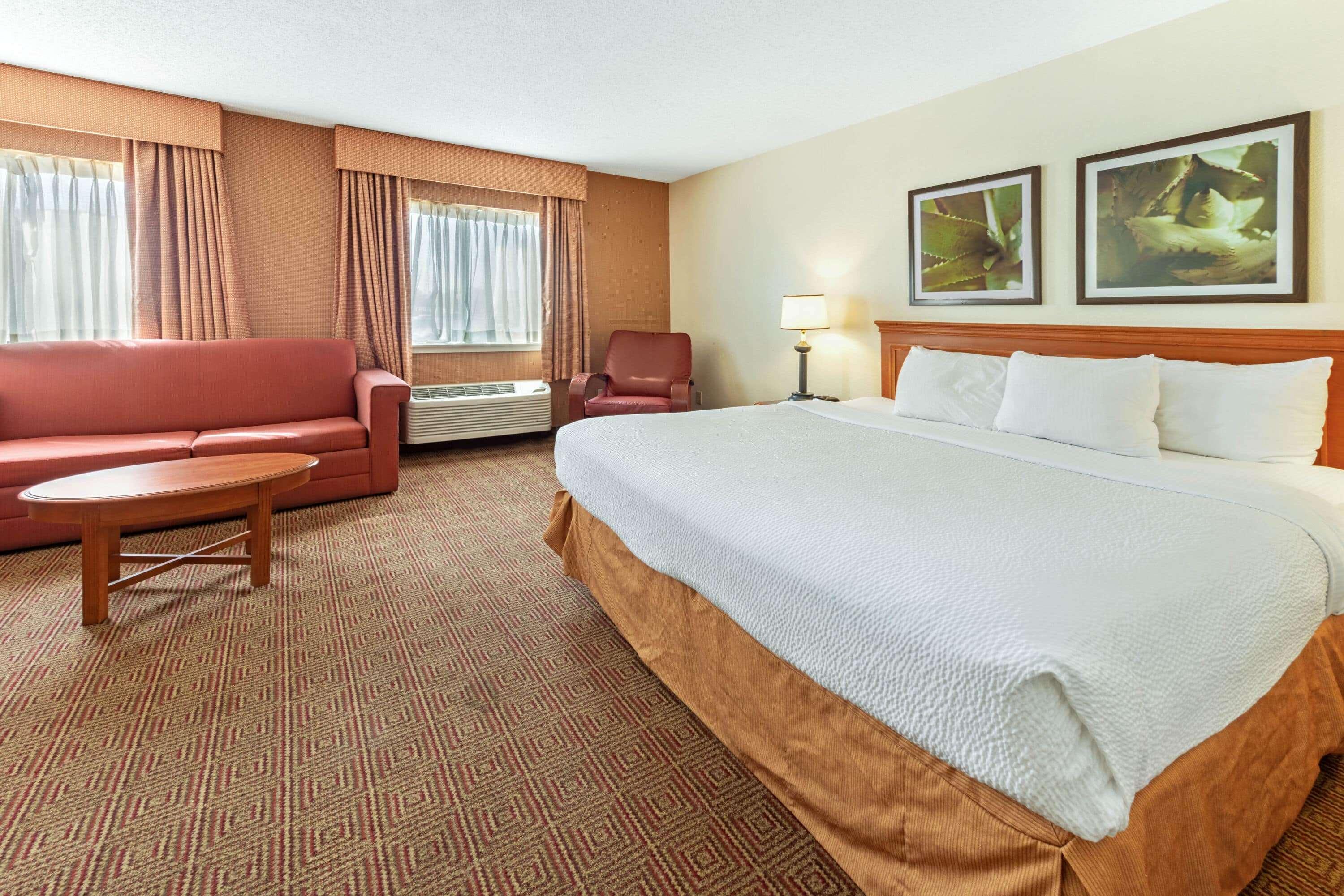 Double Deluxe King Bed