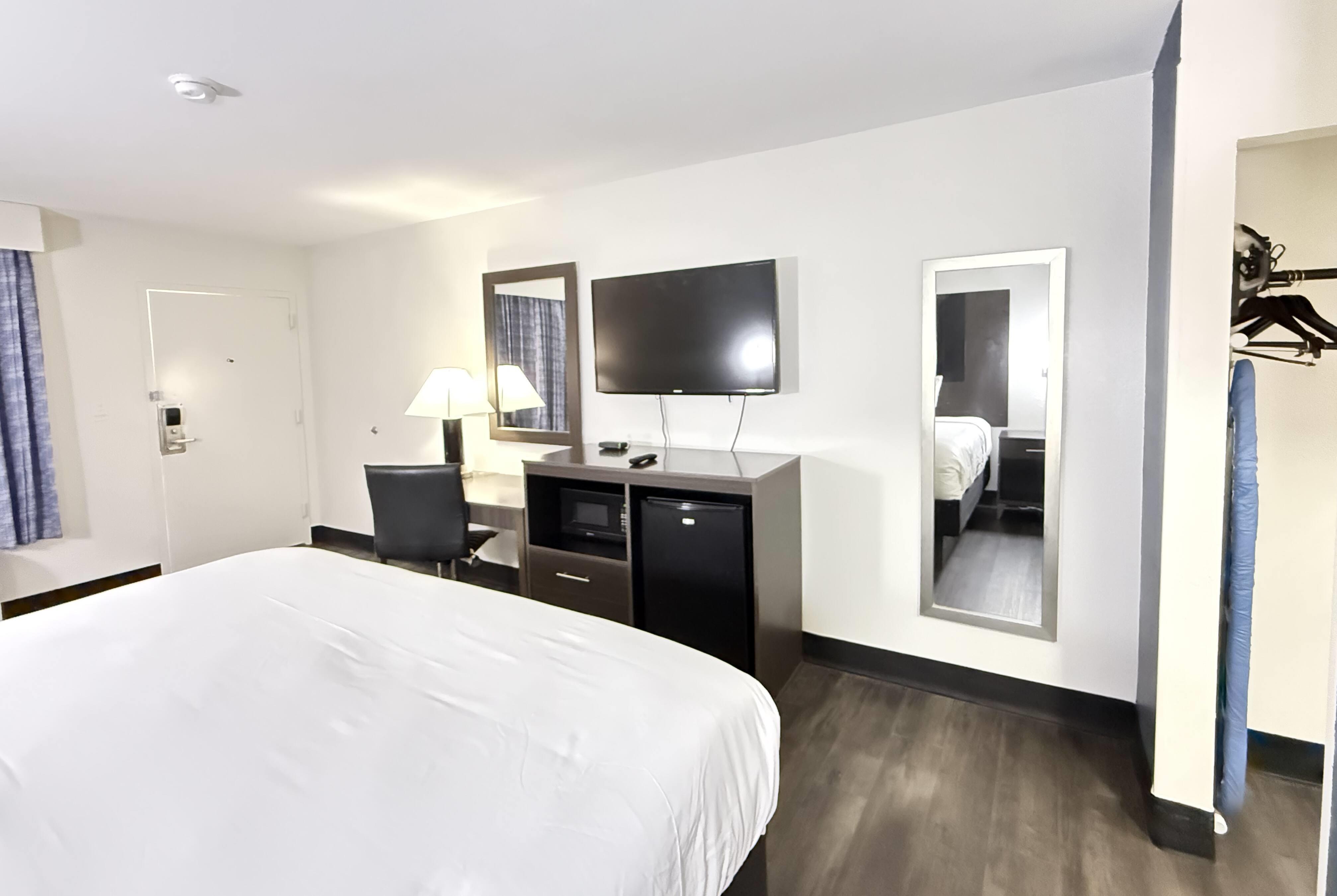 Double King Bed Non Smoking