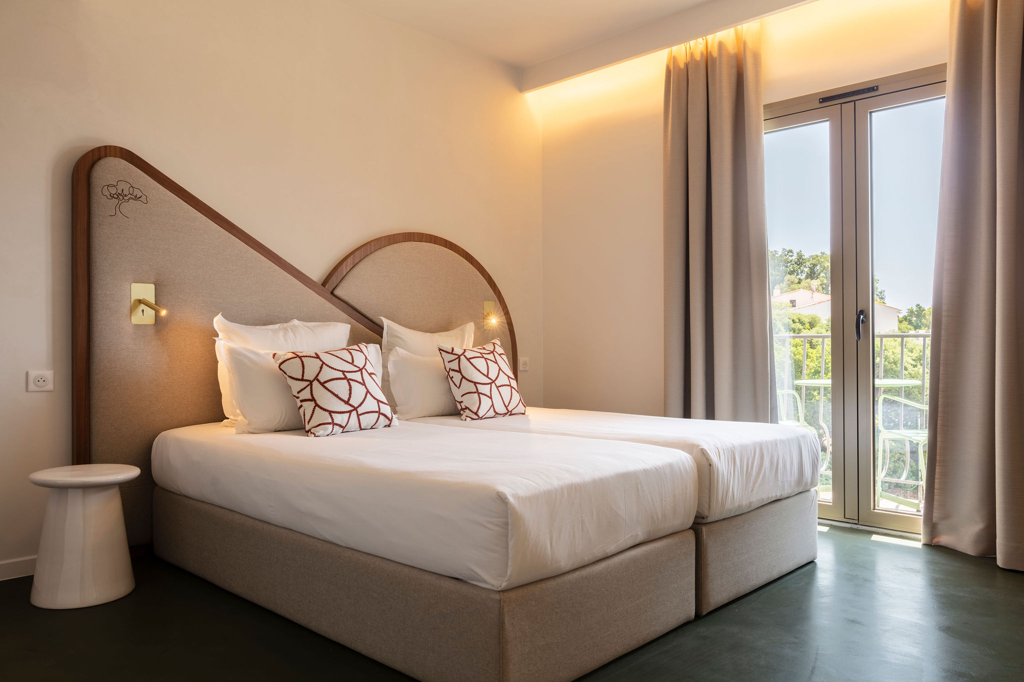 Double or Twin Standard