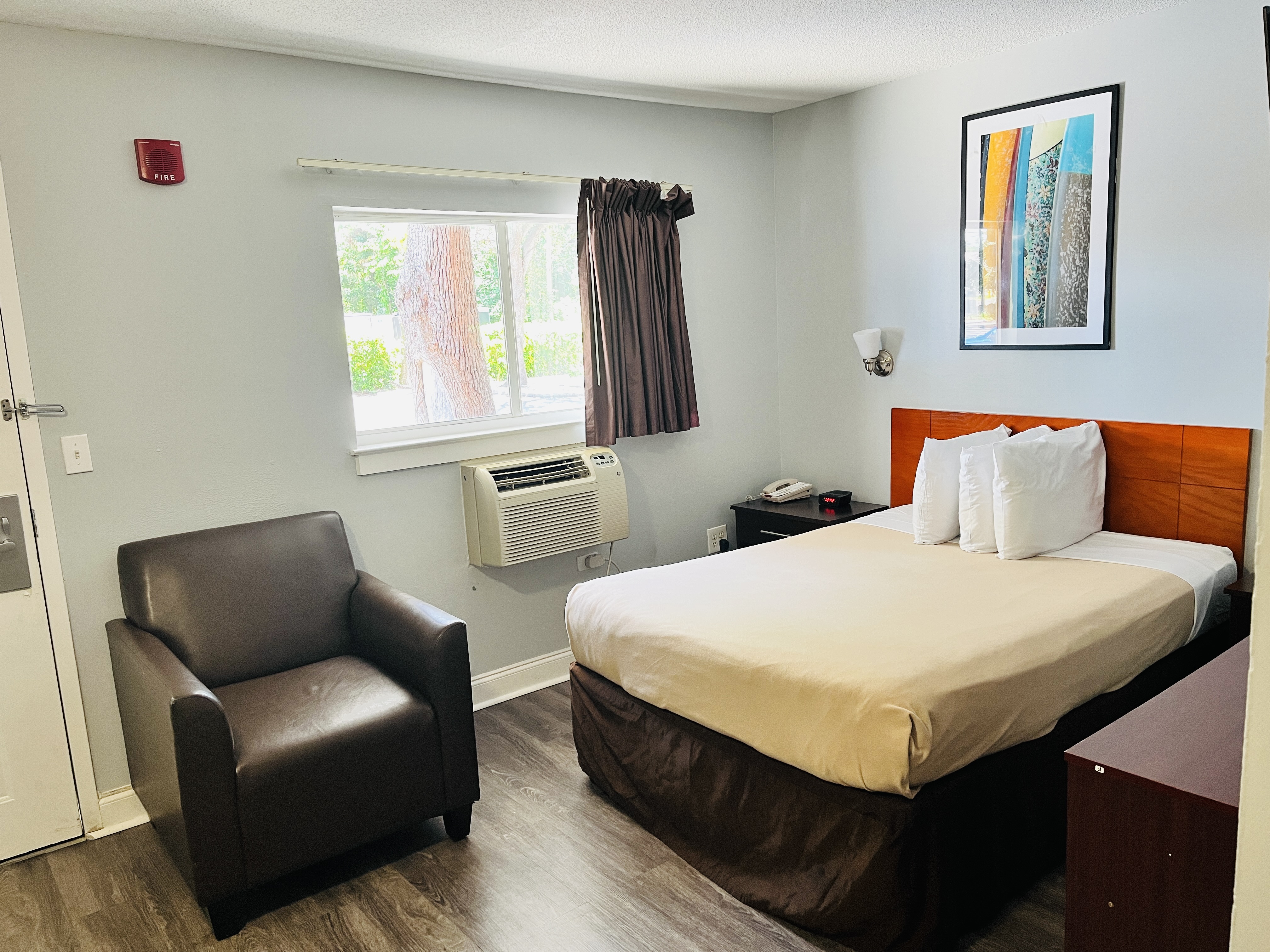 Double Queen Size Bed