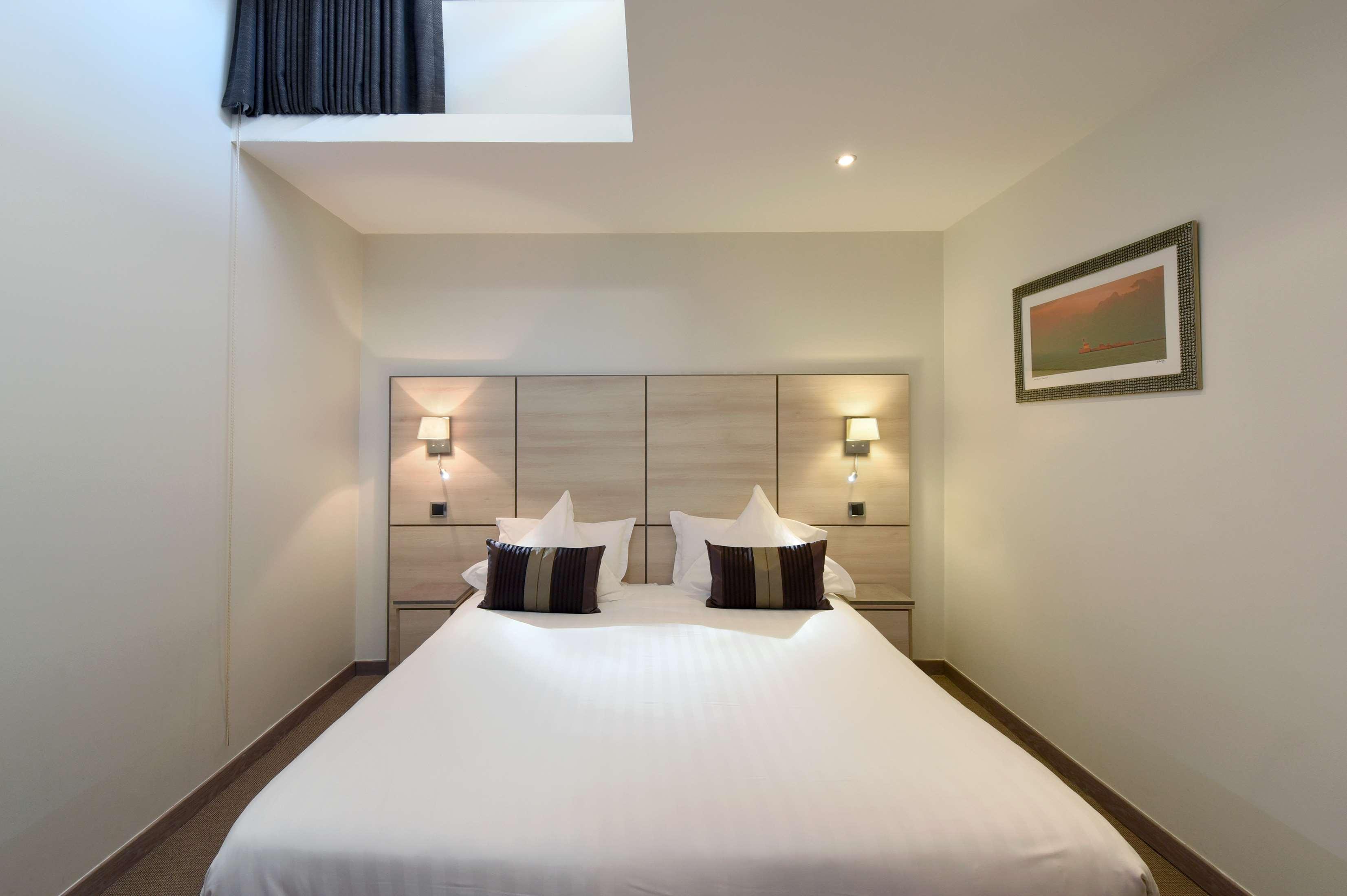 Double Queen Bed Non Smoking