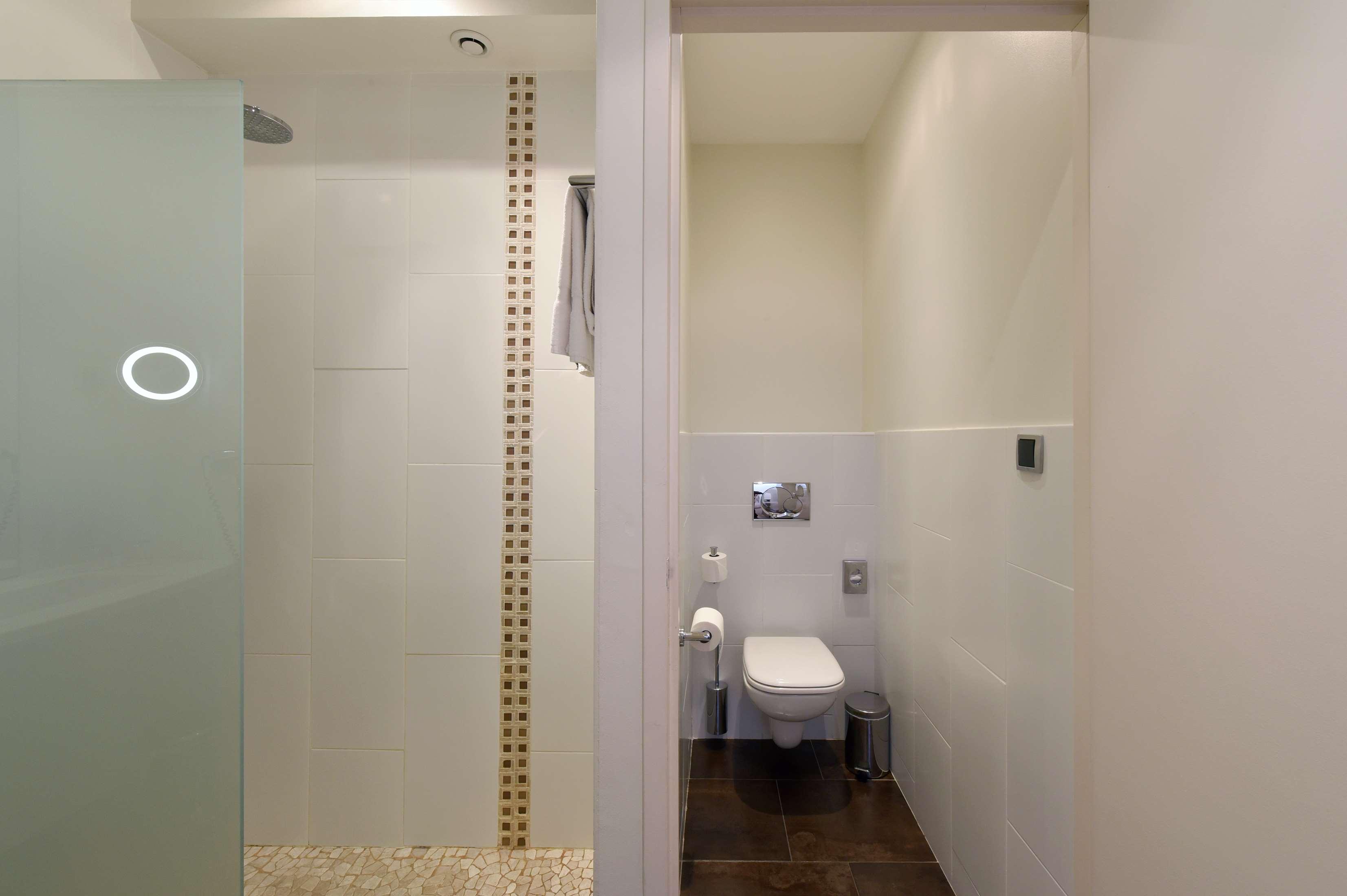 Double Queen Bed Non Smoking