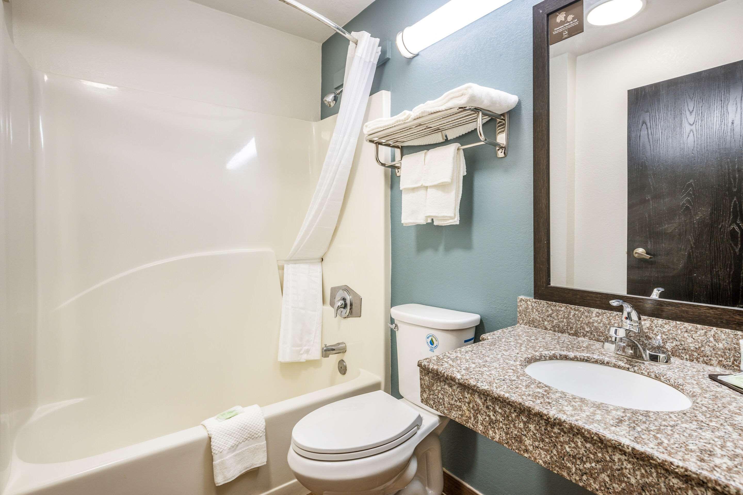 Room Accessible-two Queen Beds