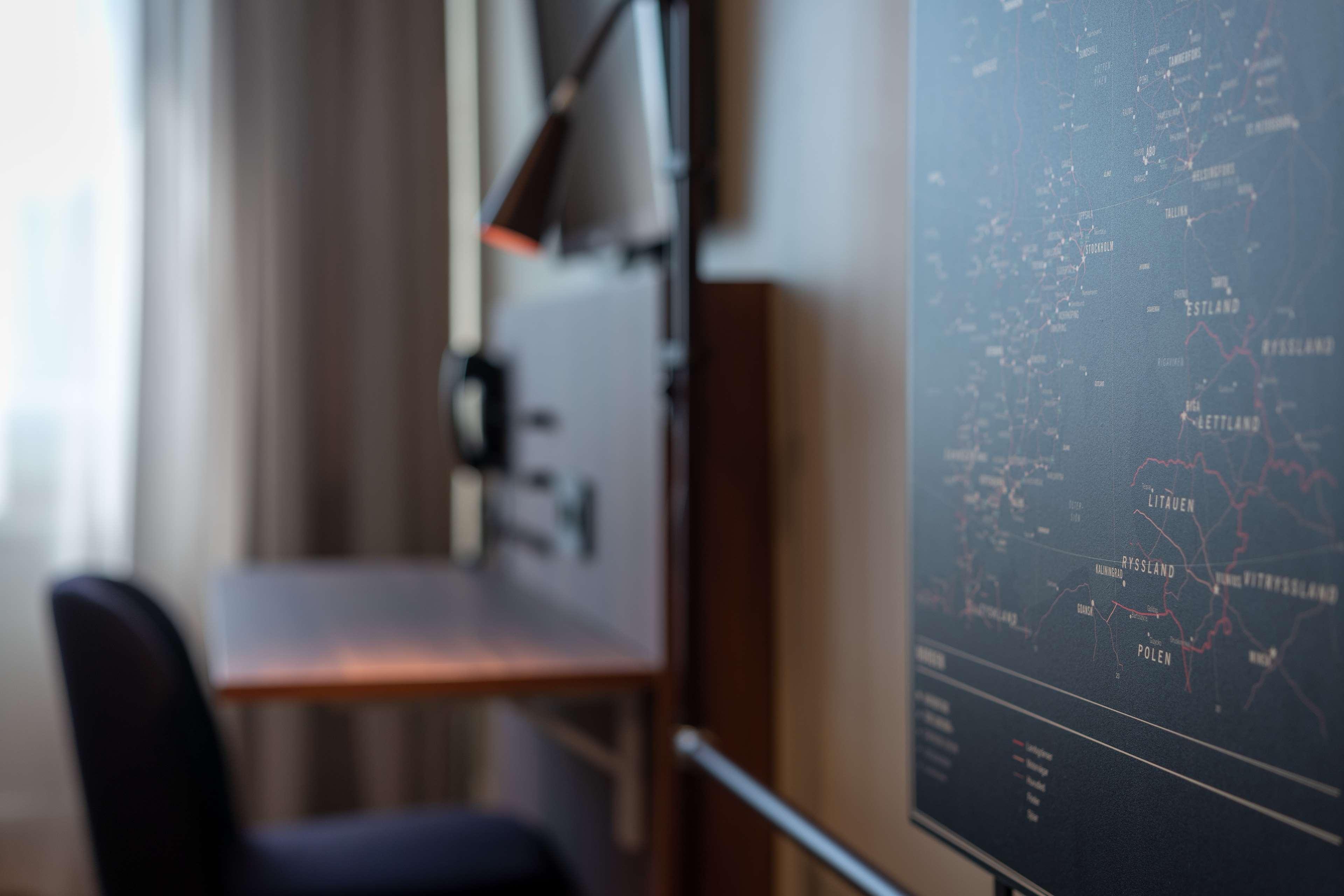 Double Queen Size Bed