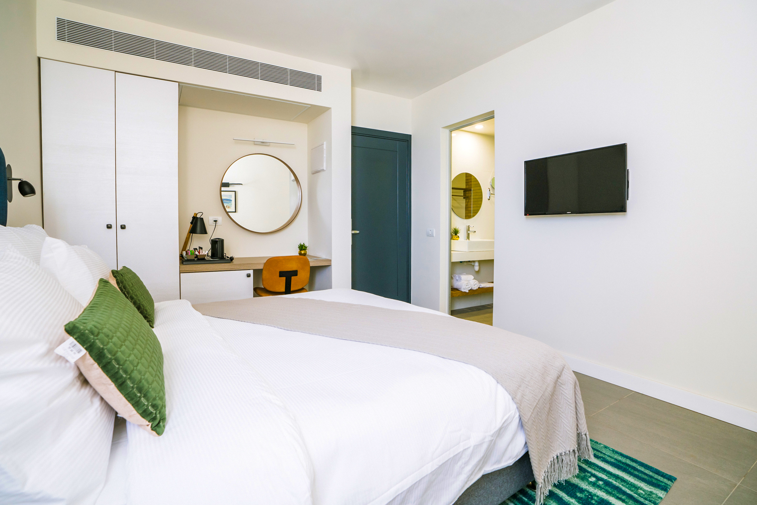 Double or Twin Deluxe Sea View