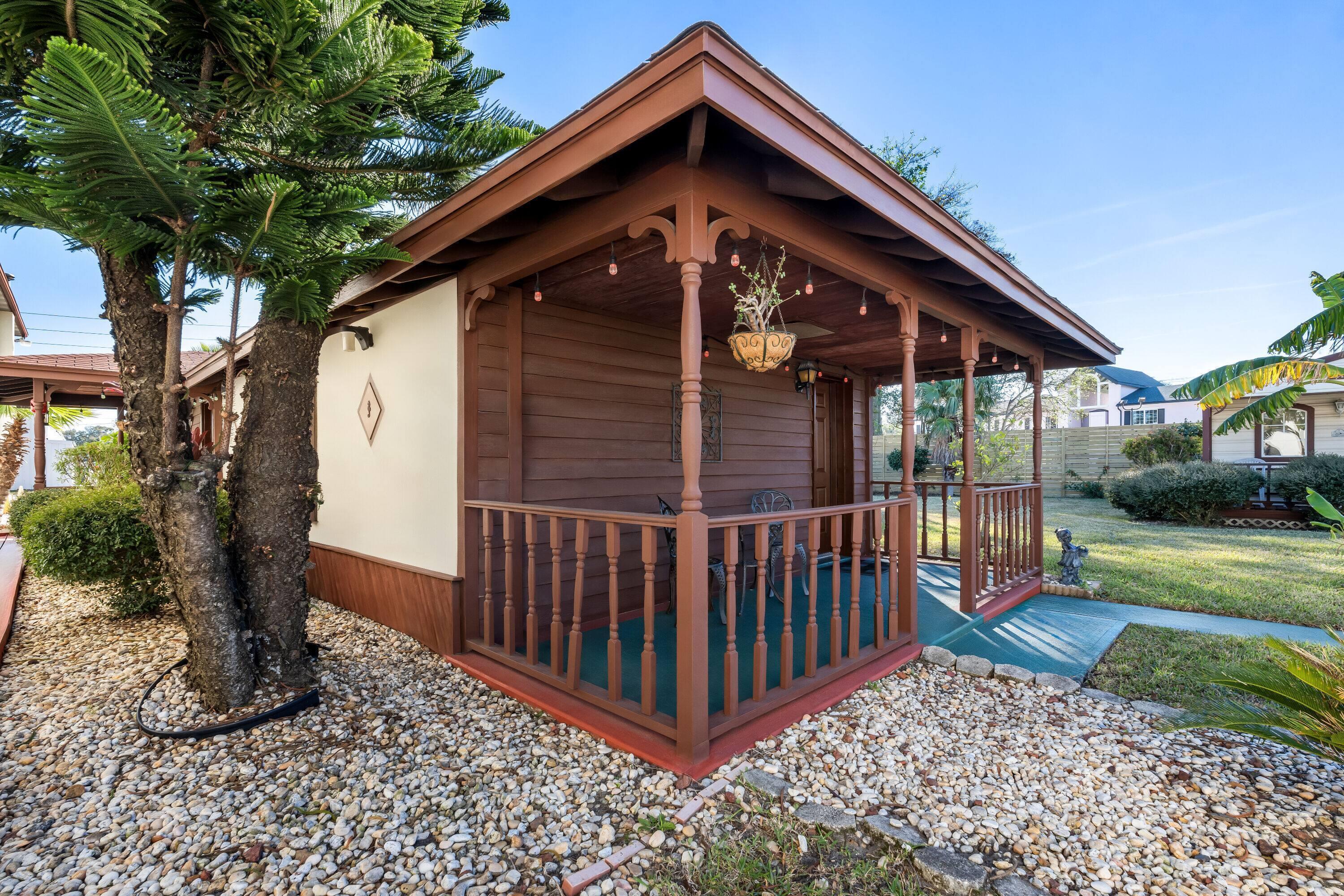 Suite Queen Size Bed