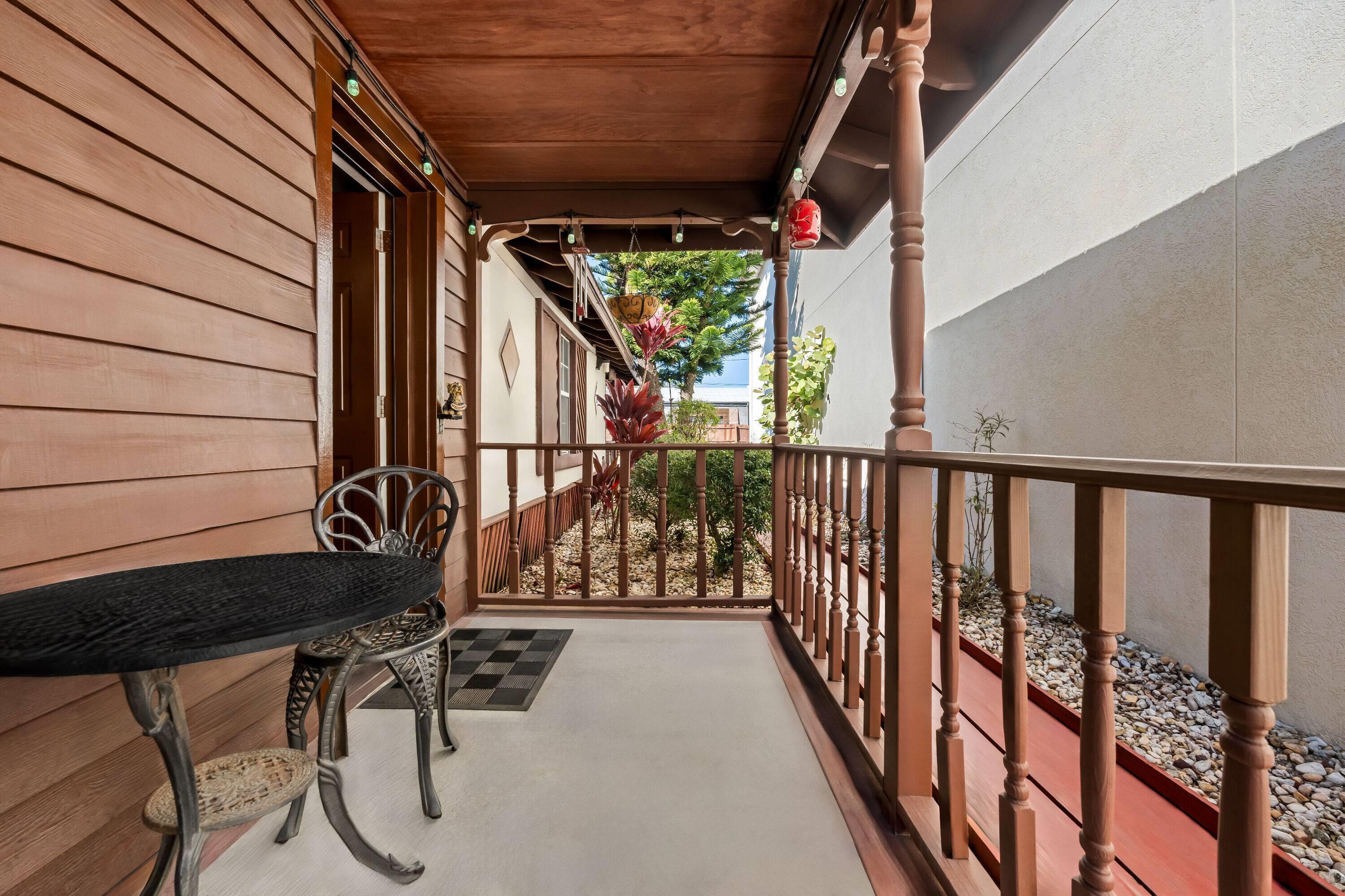 Suite Queen Size Bed