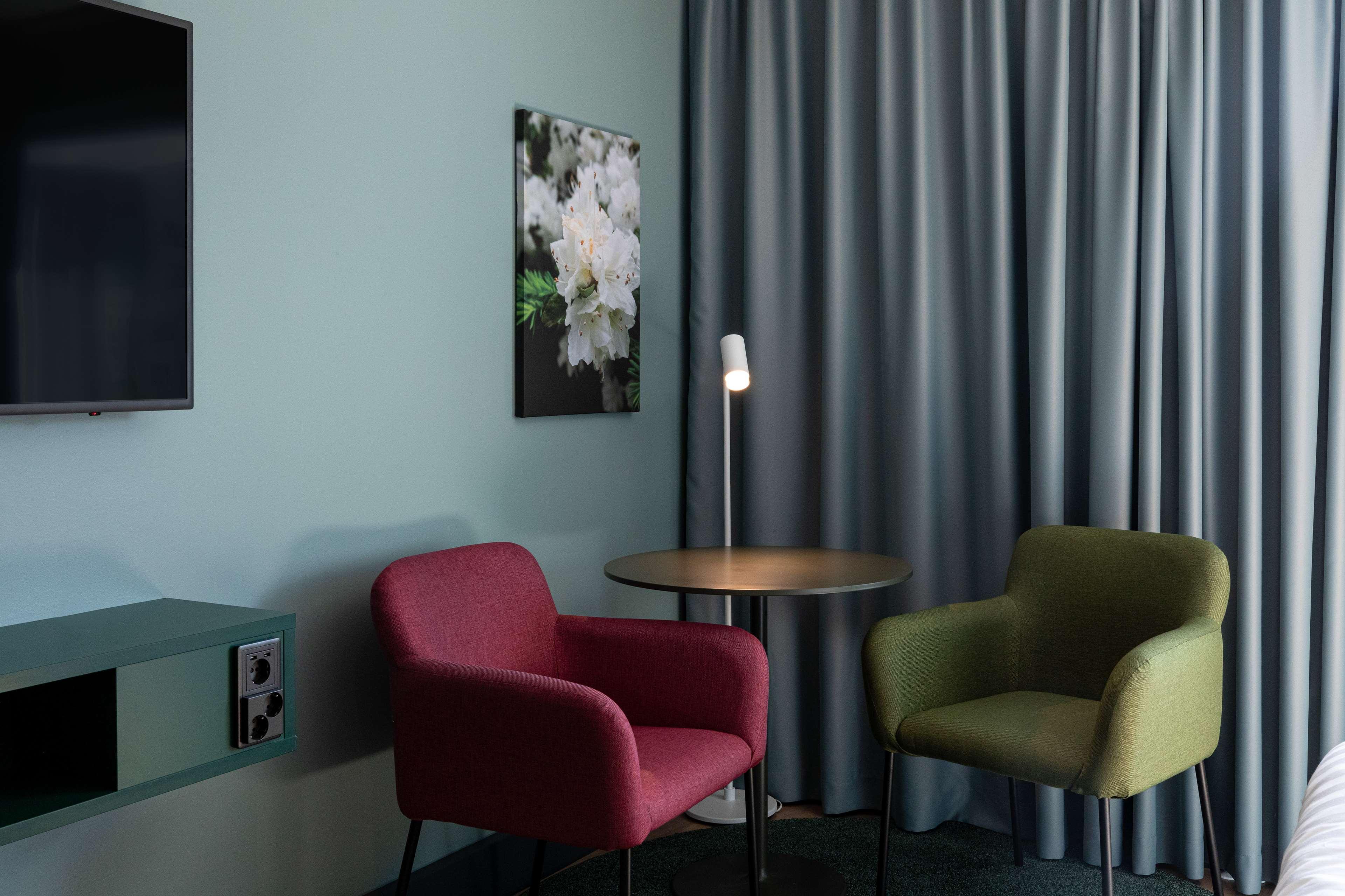 Double Single Premium King Bed