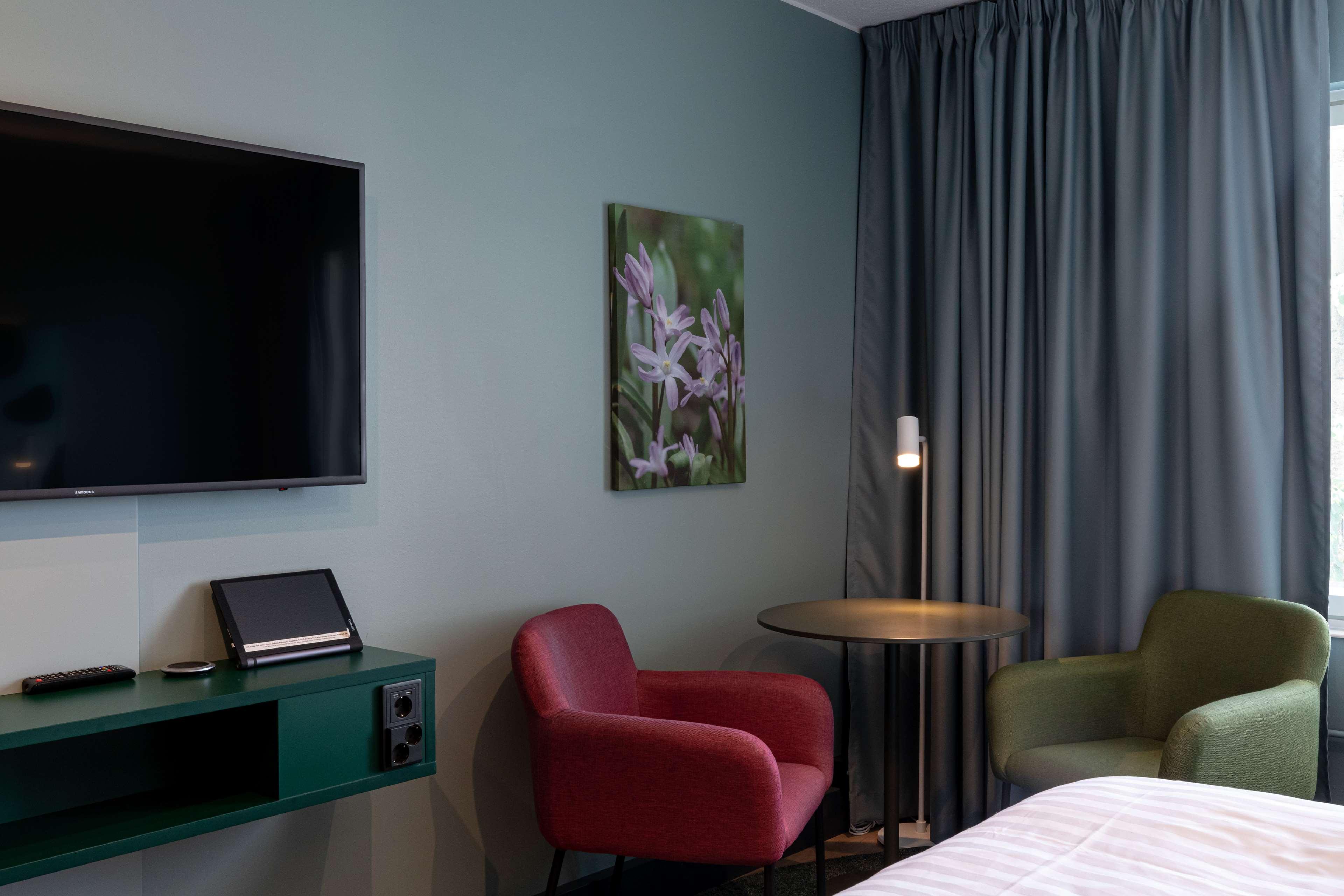 Double Superior King Bed