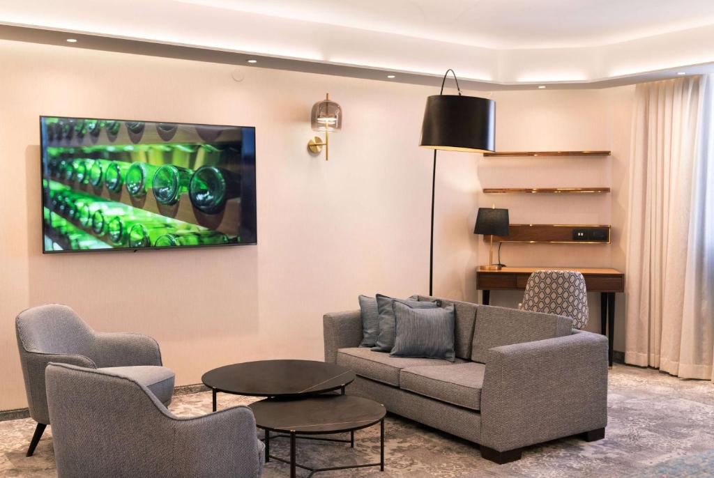 Double One Bedroom One Bathroom