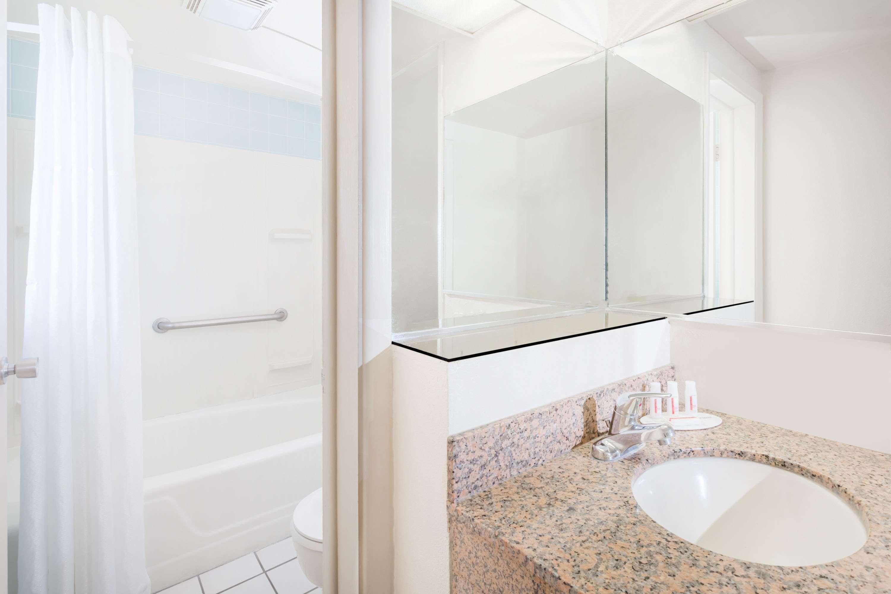 Double Accessible-two Queen Beds