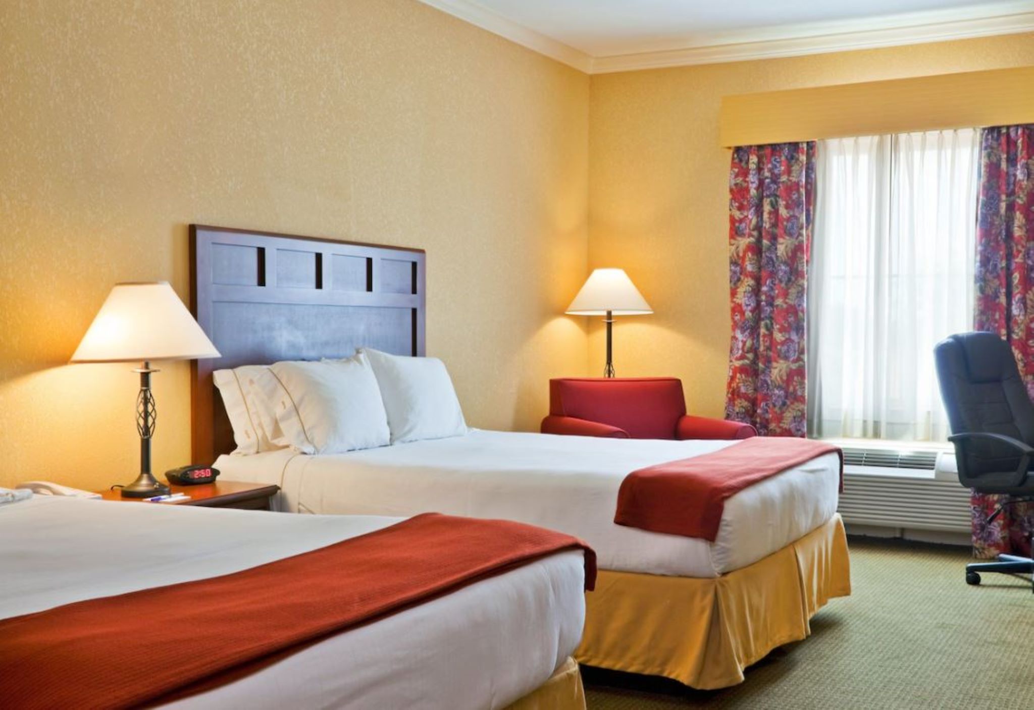 Double Two Queen Beds