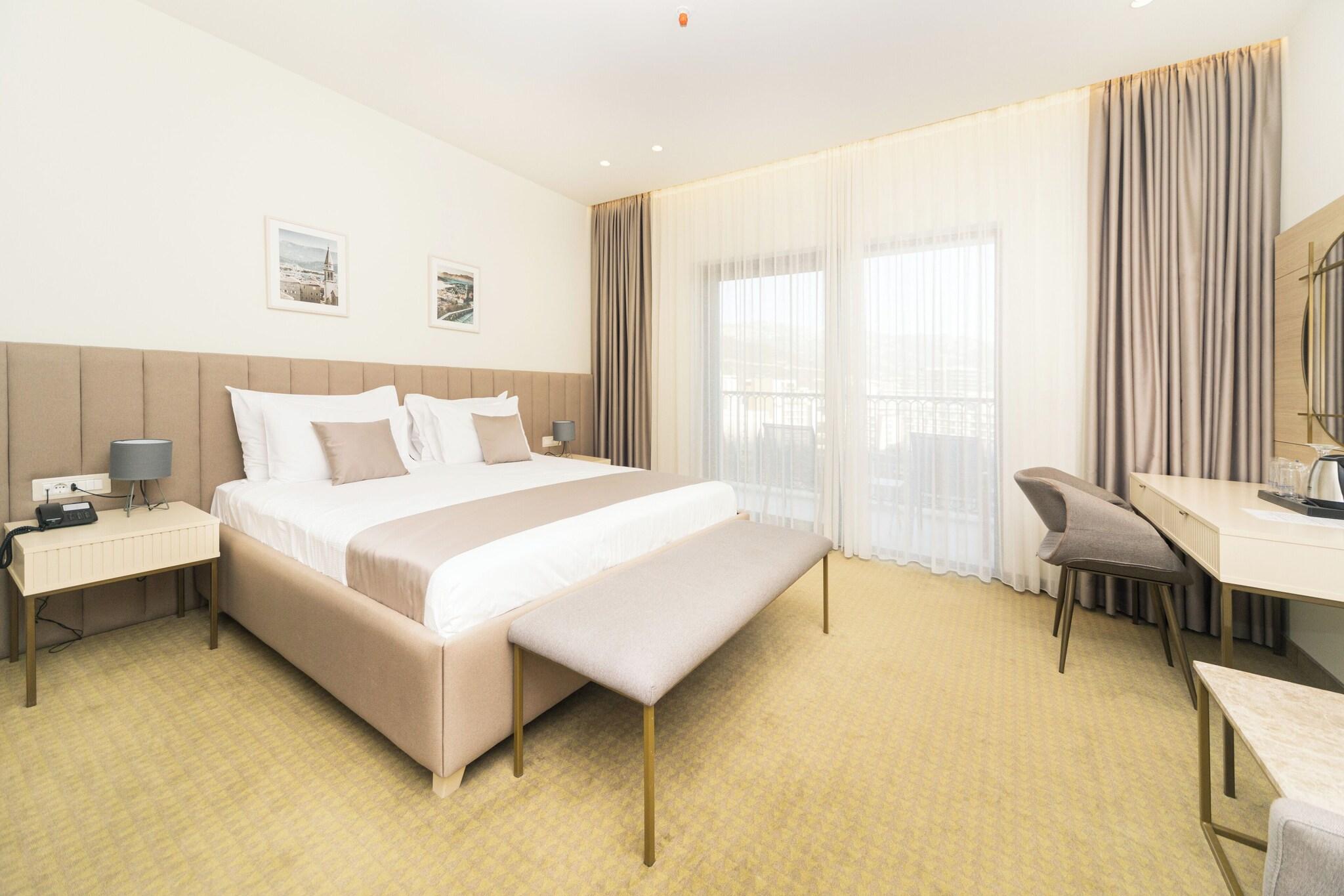 Double or Twin Two Beds