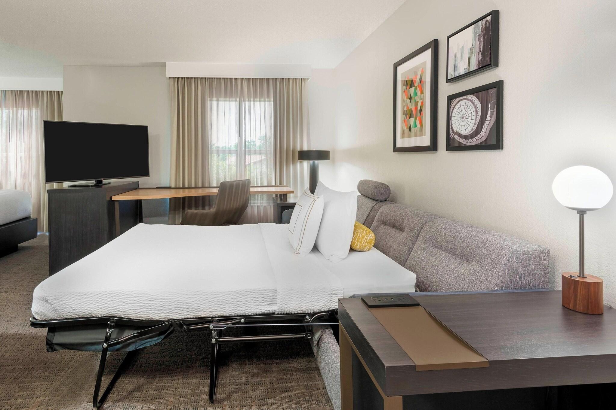 Suite Accessible-queen Size Bed
