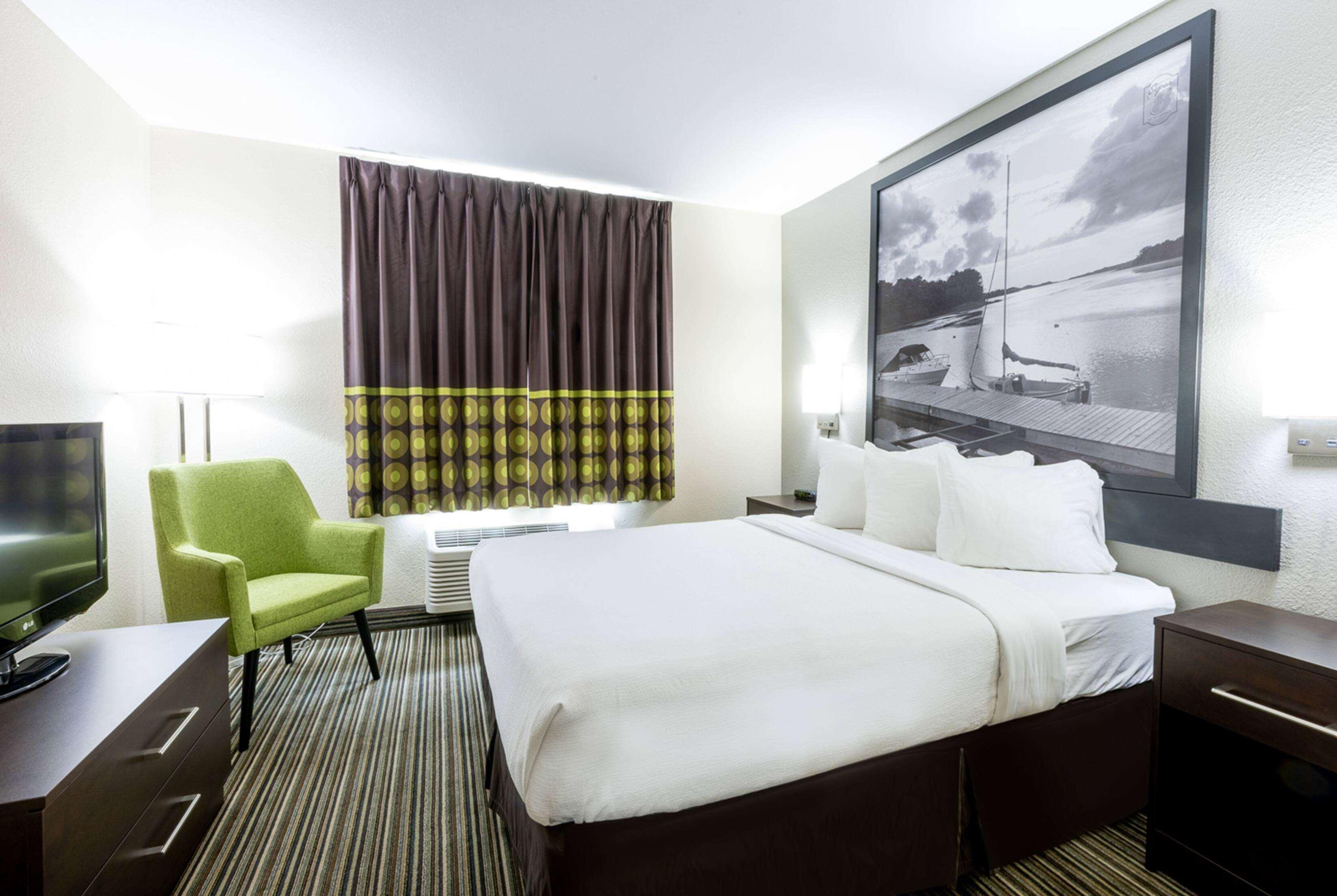 Double King Bed Non Smoking