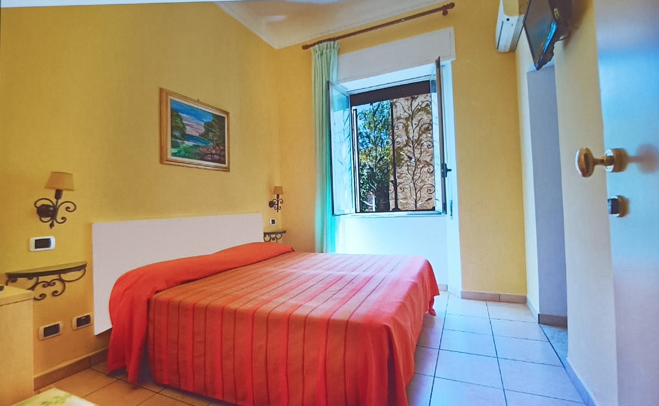 Double or Twin Standard