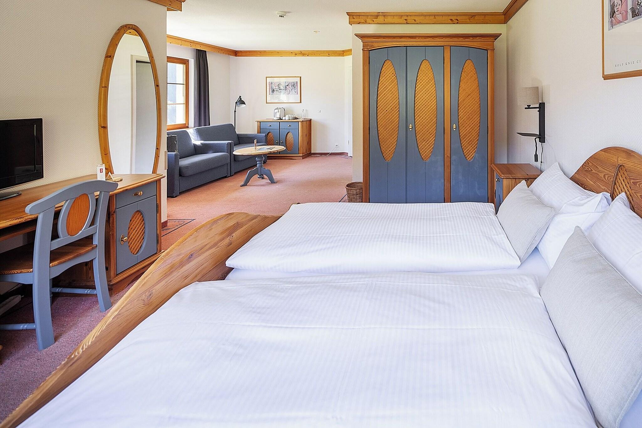 Junior Suite Mountain View