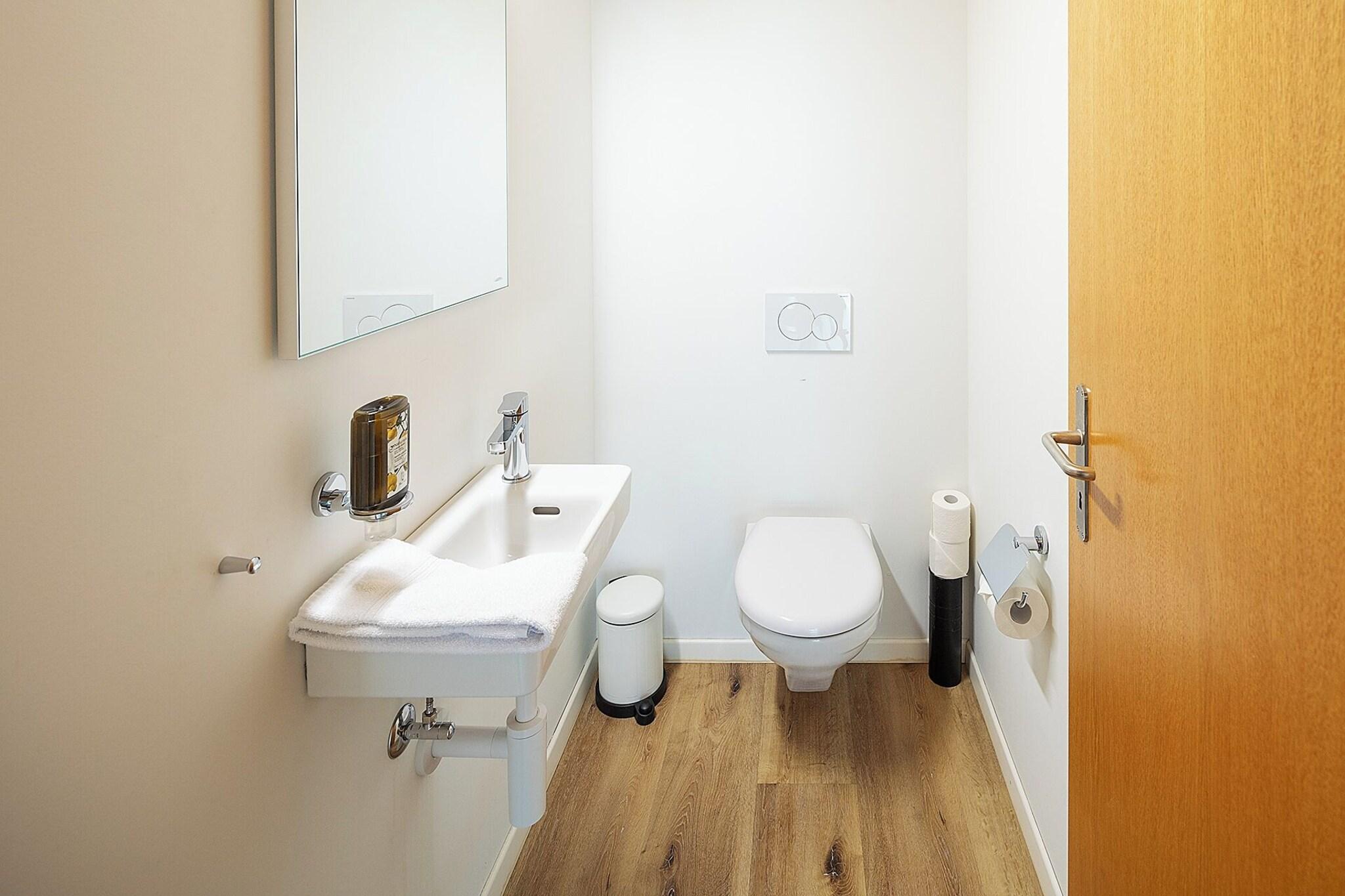 Apartment Queen Bed Two Bedrooms