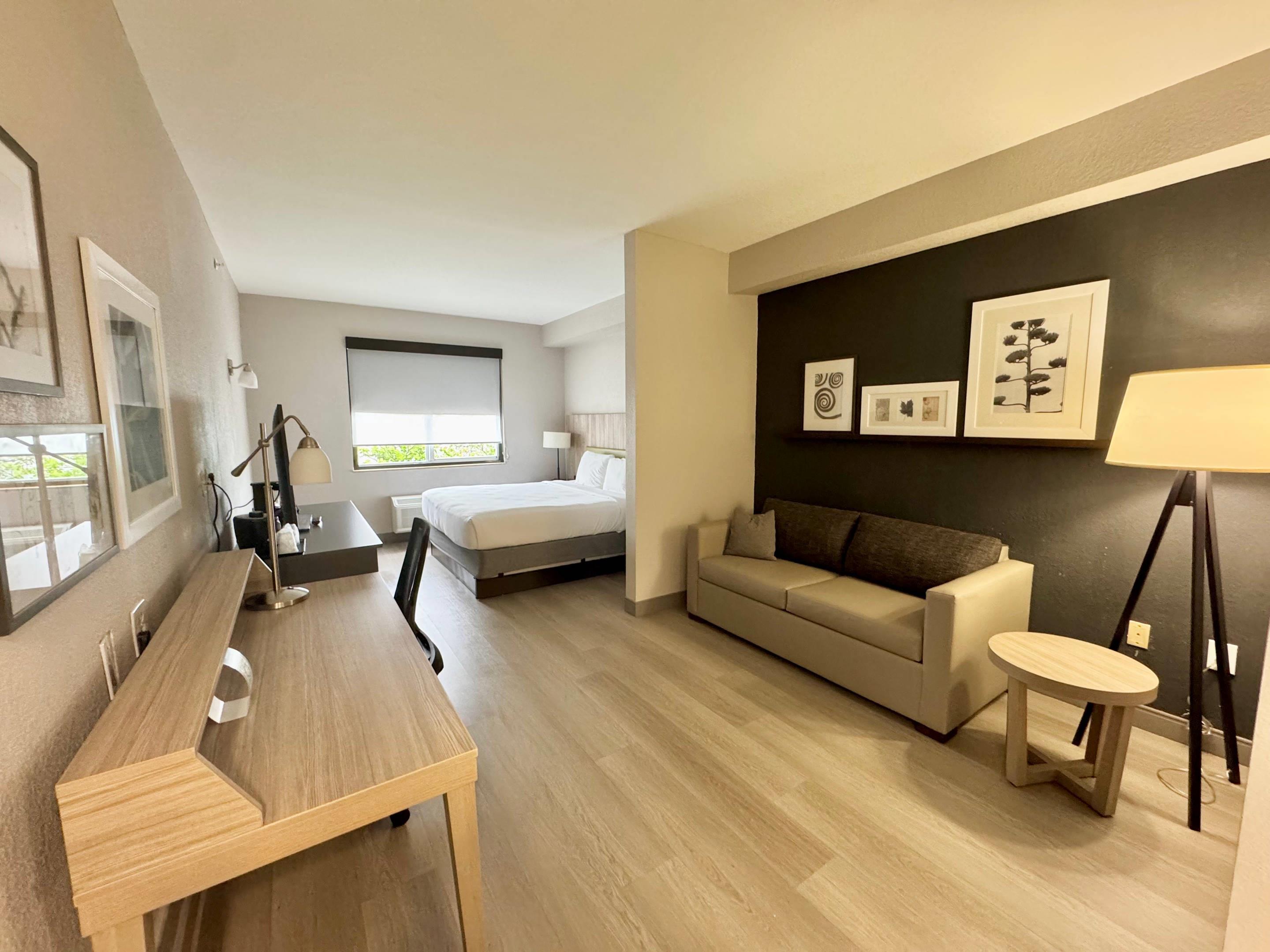 Studio King Size Bed