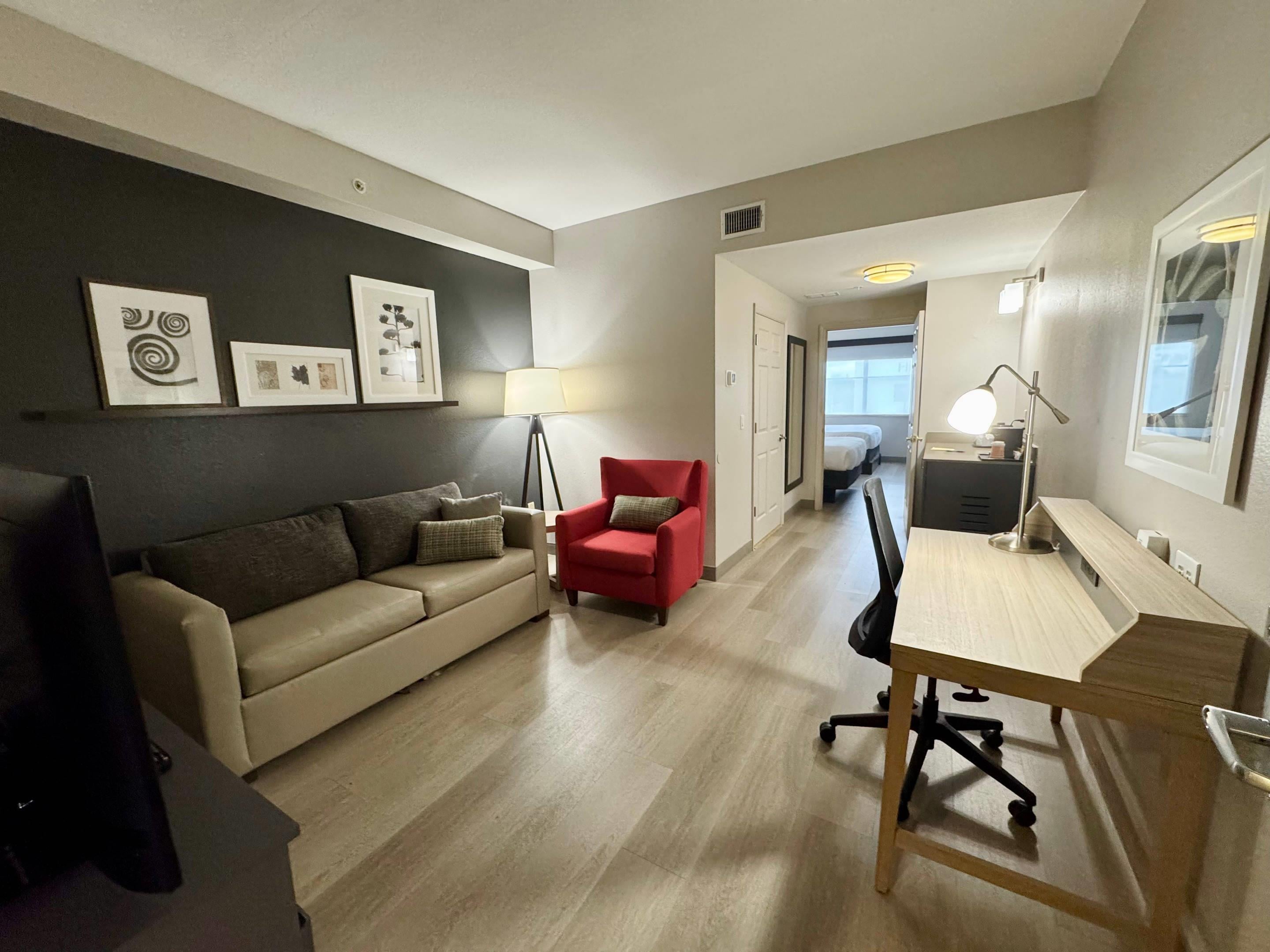 Suite Two Queen Beds Non Smoking