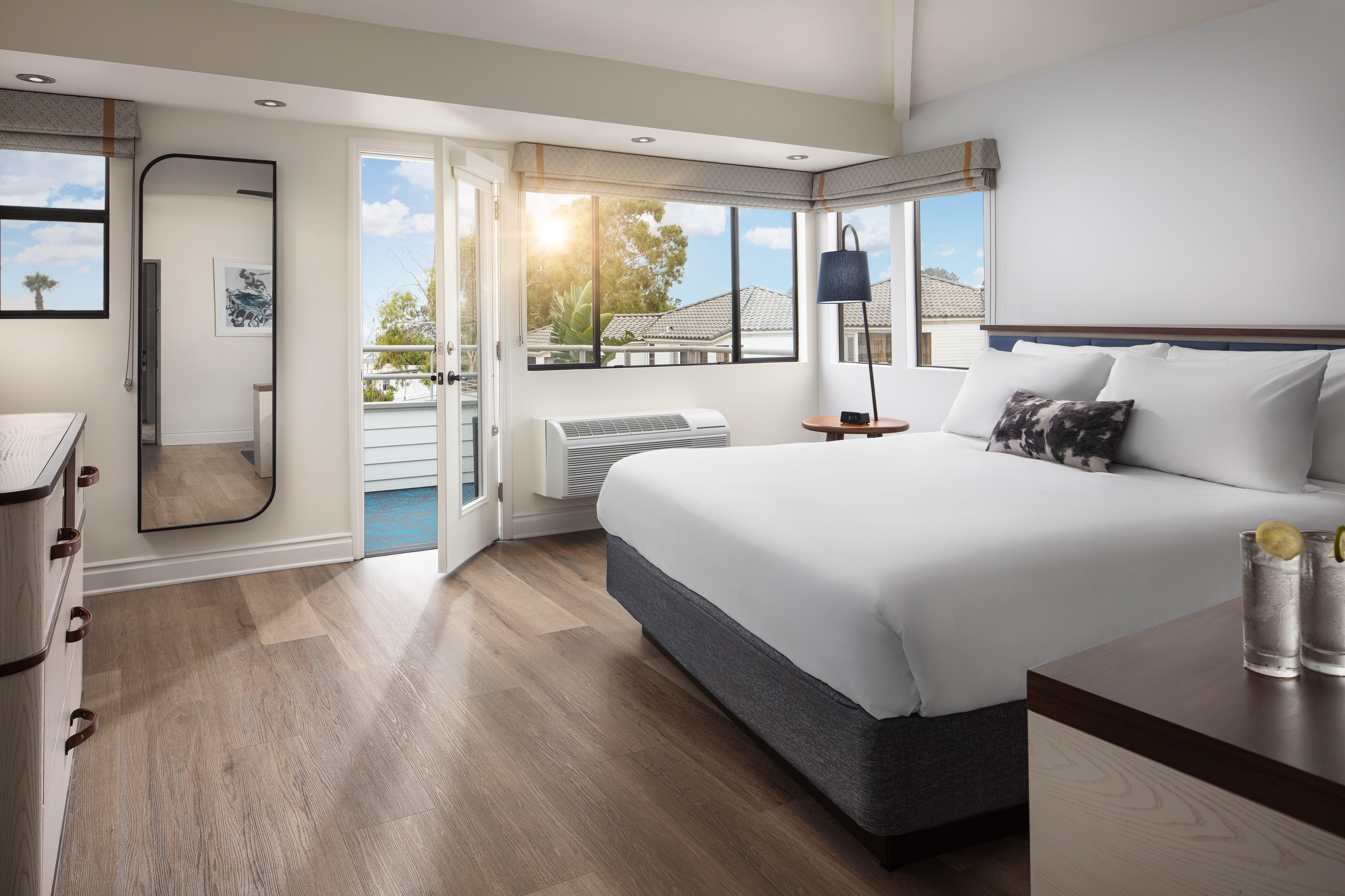 Double Ocean View King Bed