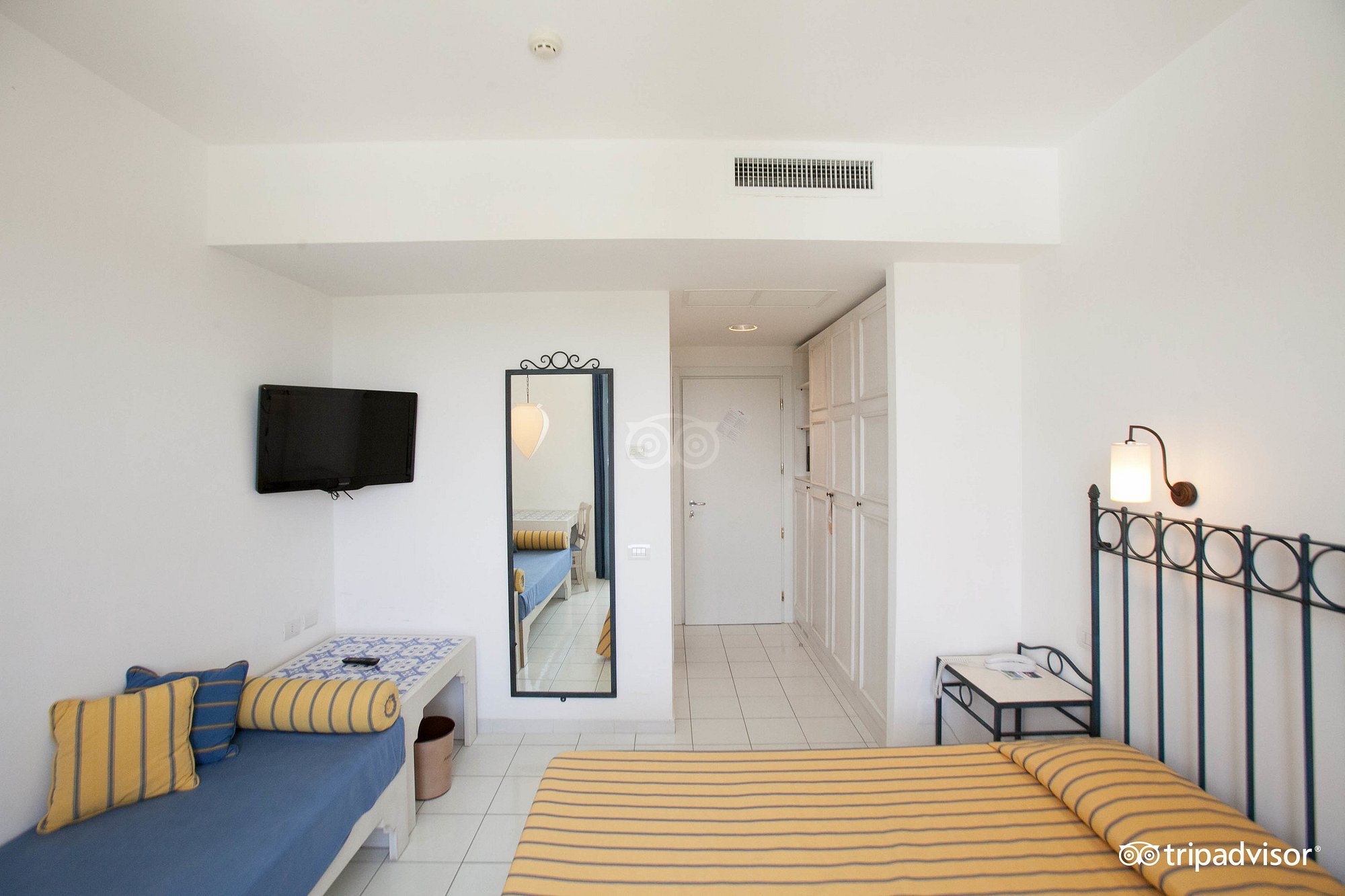 Triple Superior Sea View