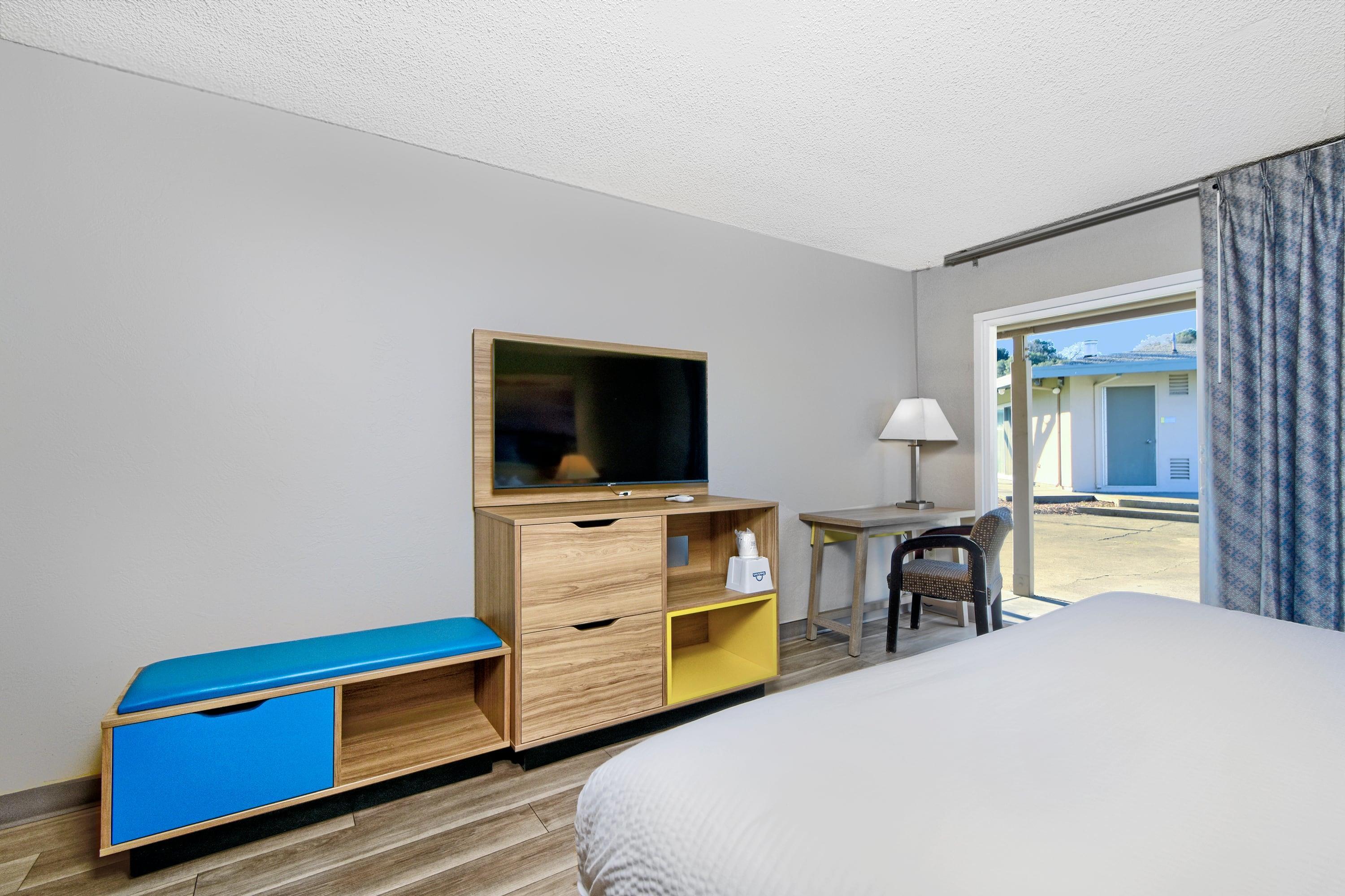 Double King Bed Non Smoking