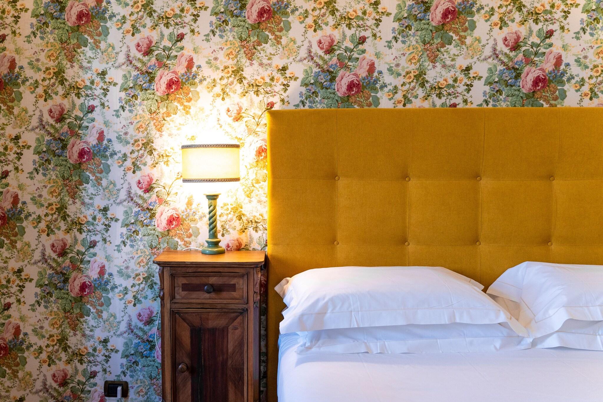 Double Deluxe Queen Bed