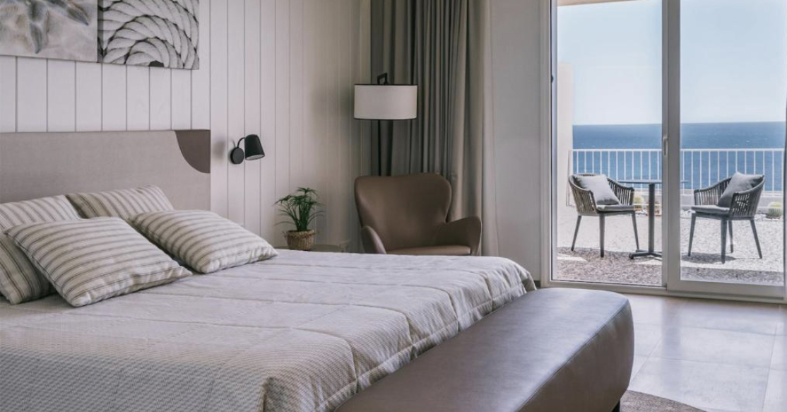 Double or Twin Superior Sea View