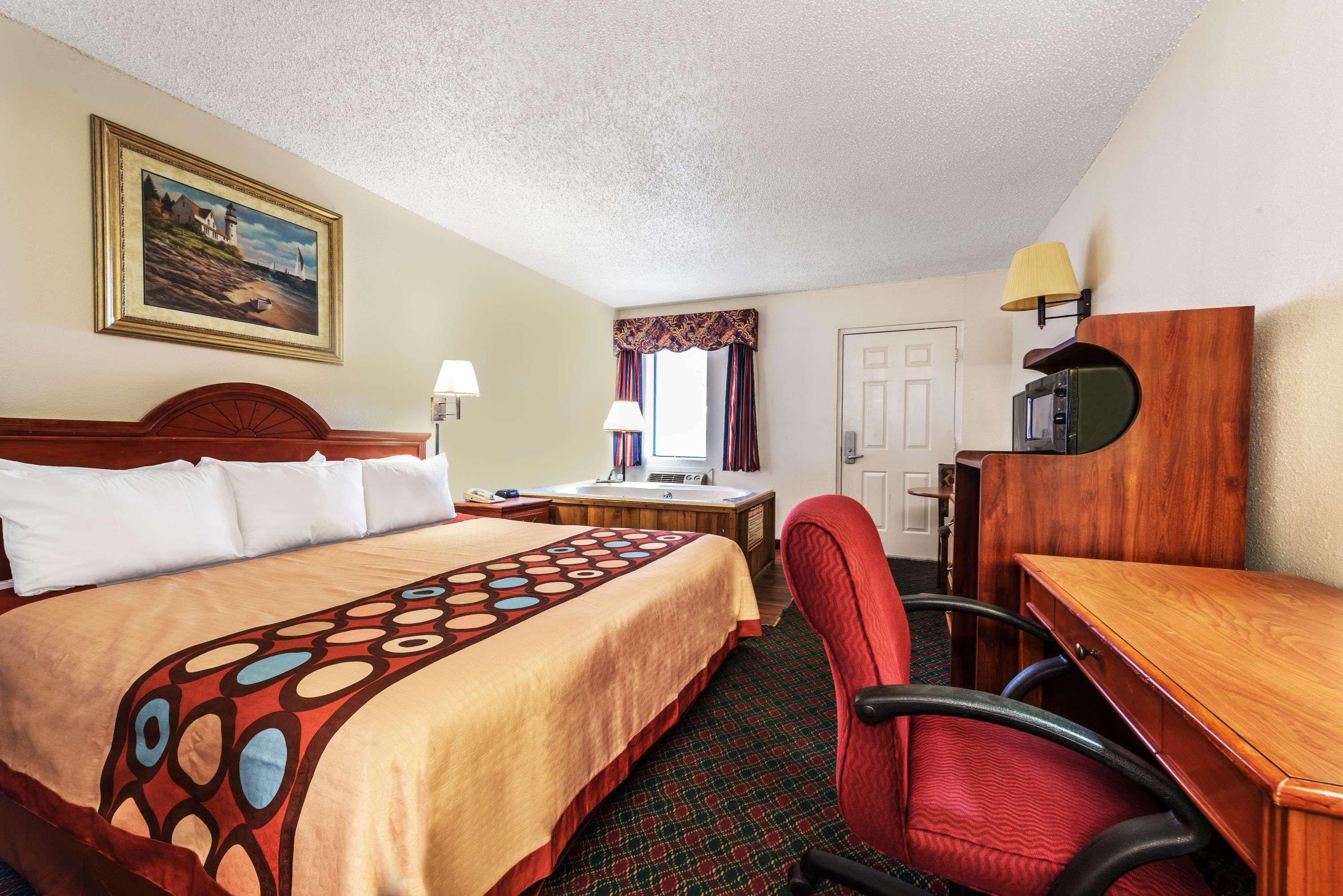 Double King Bed Non Smoking