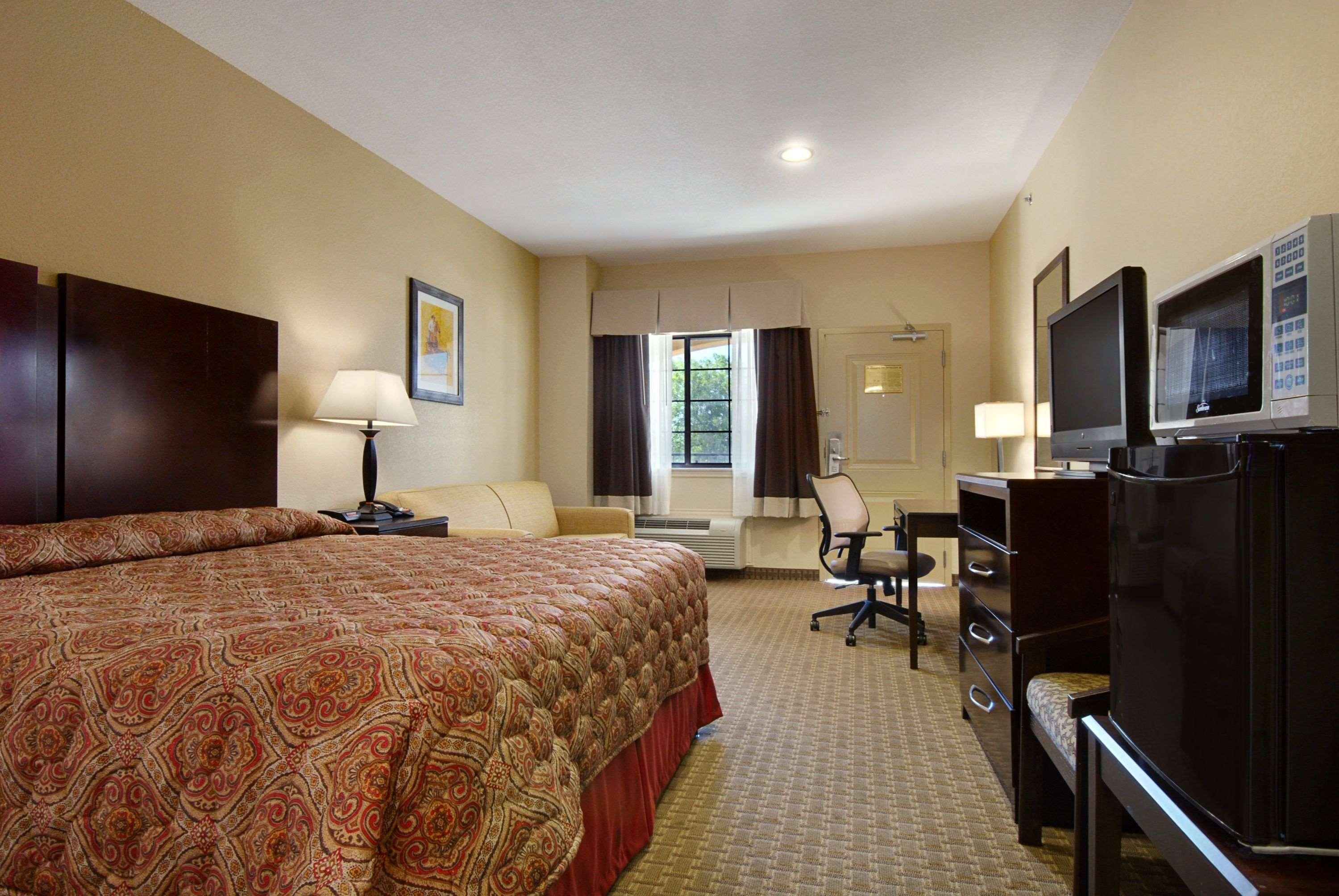 Room King Bed Non Smoking