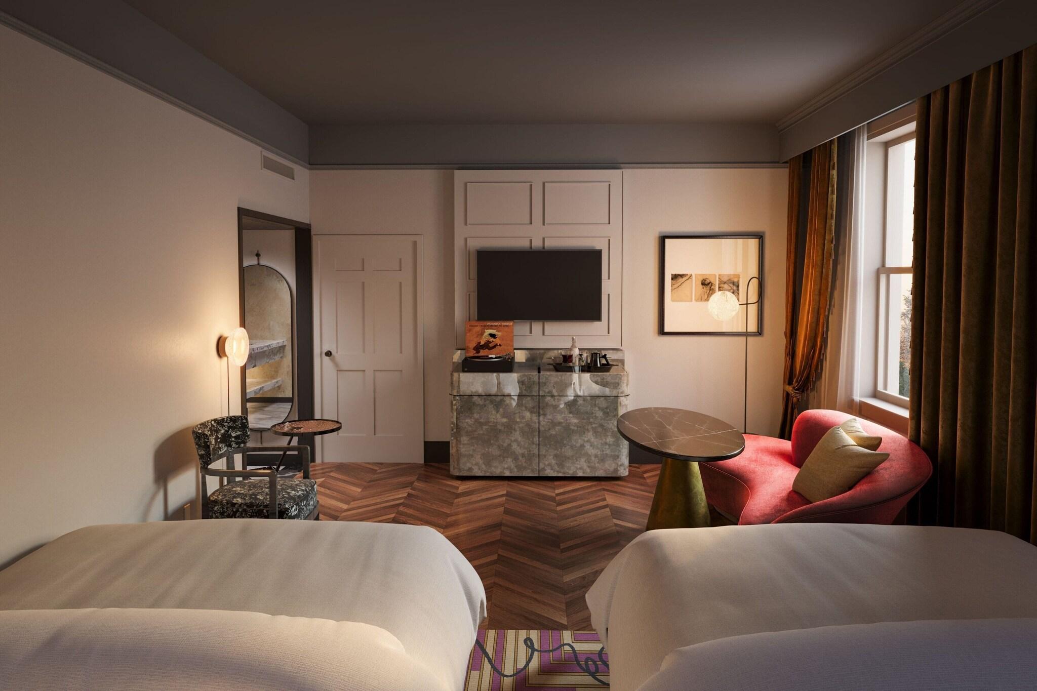 Double Club Two Queen Beds