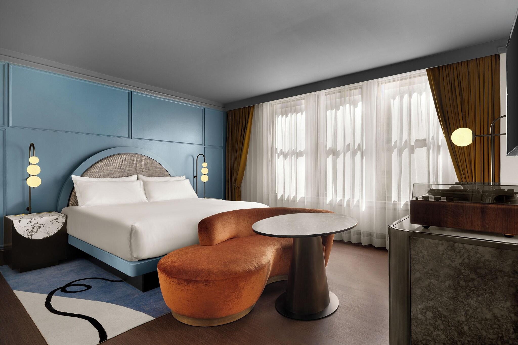 Double King Size Bed