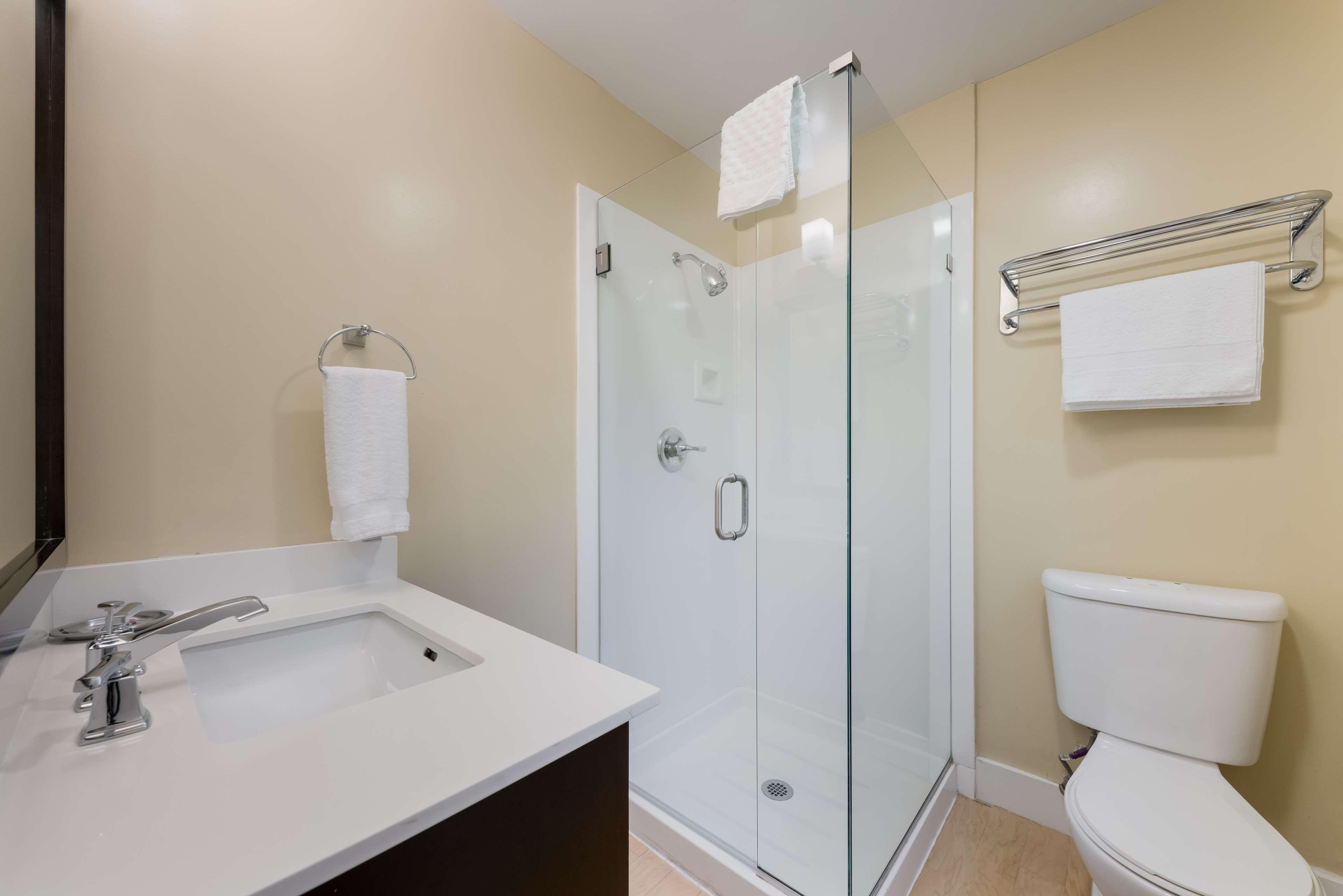 Double Executive King Bed