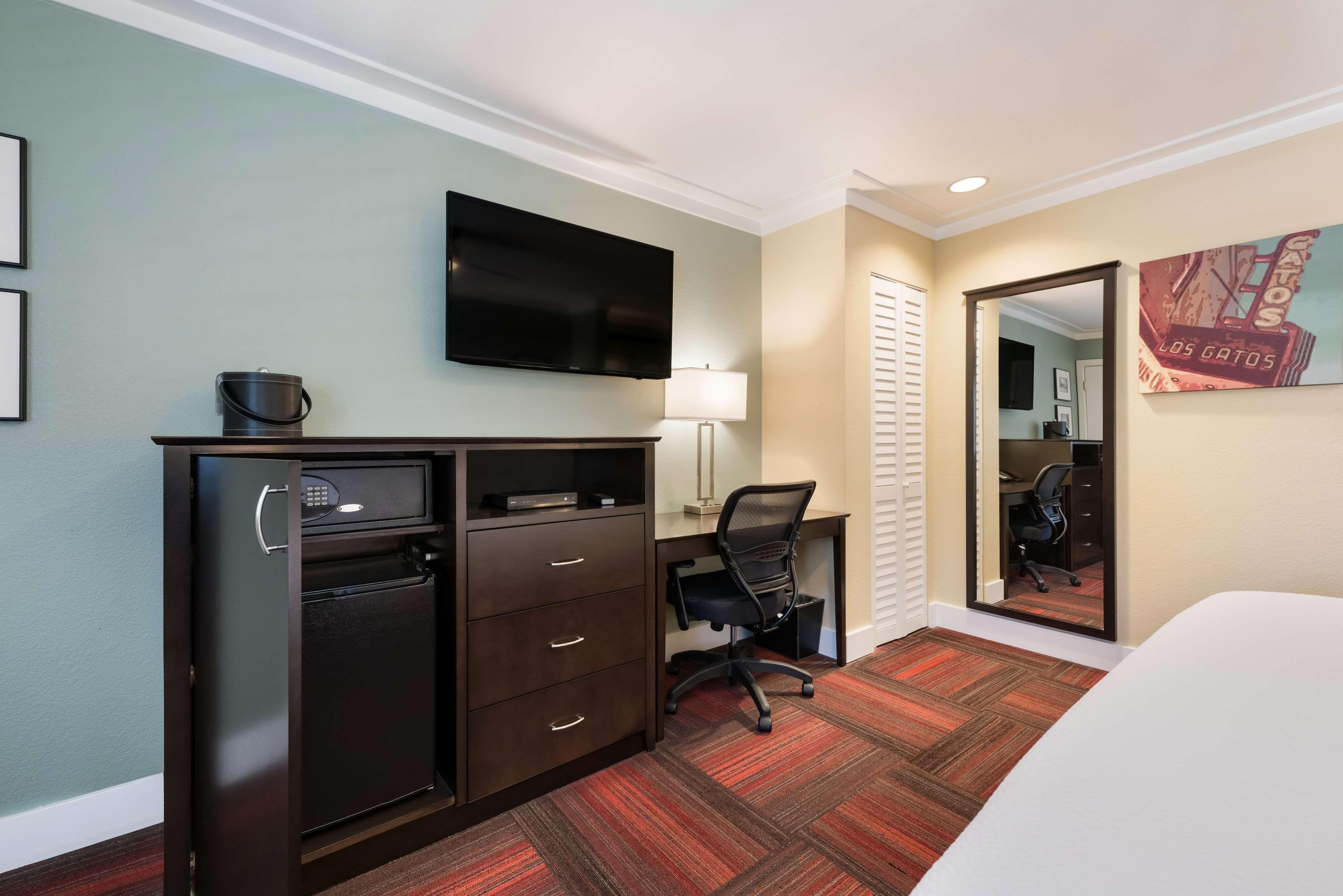 Double King Bed Non Smoking