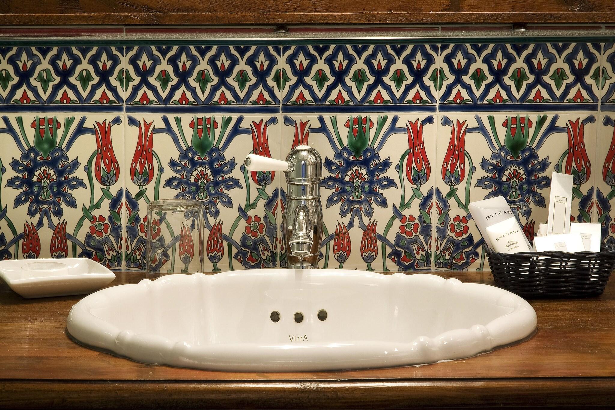 Double Single Classic Sea View